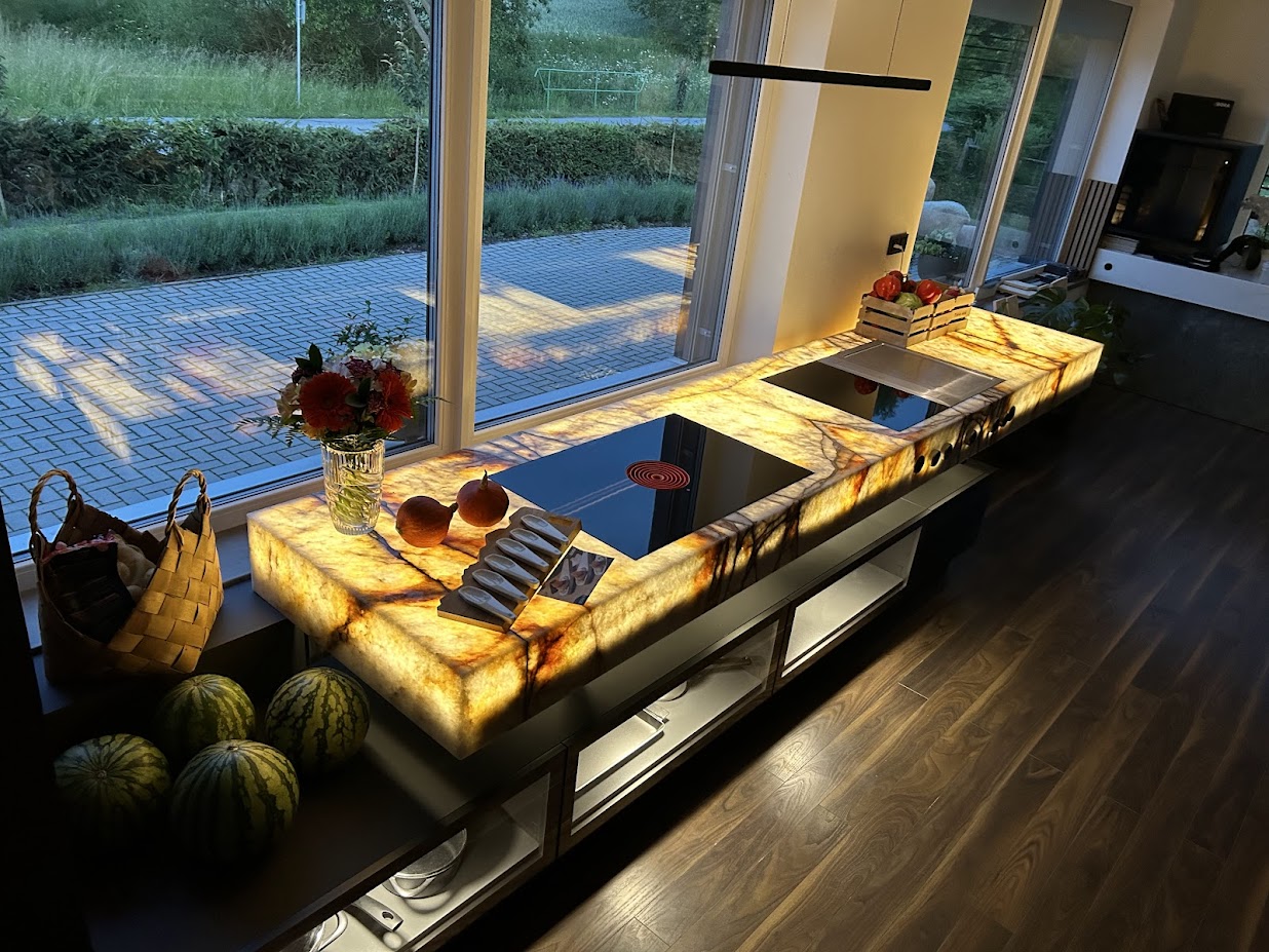 Holoubek nábytek foto 3