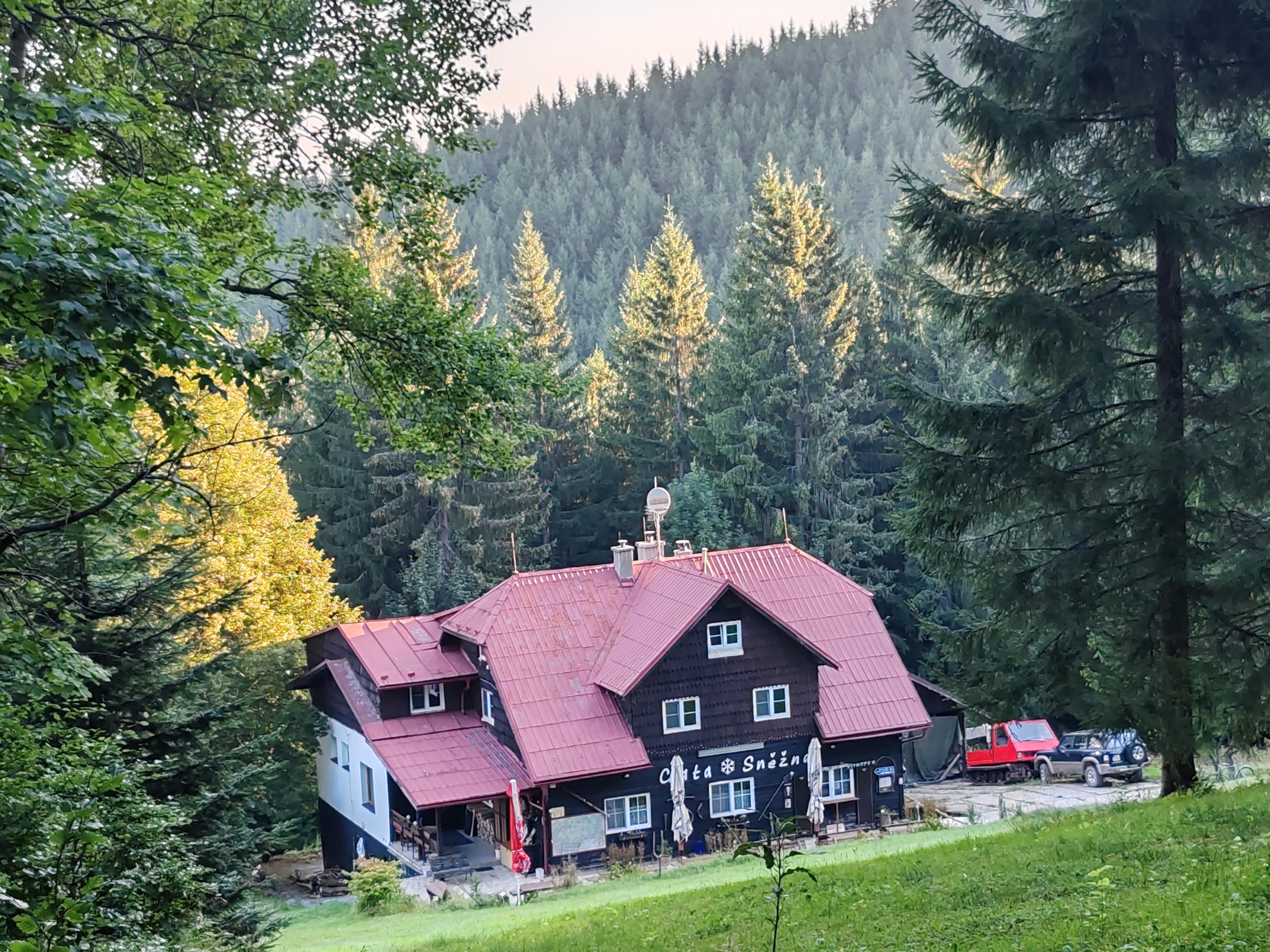 Horská chata Sněžná - bistro foto 2