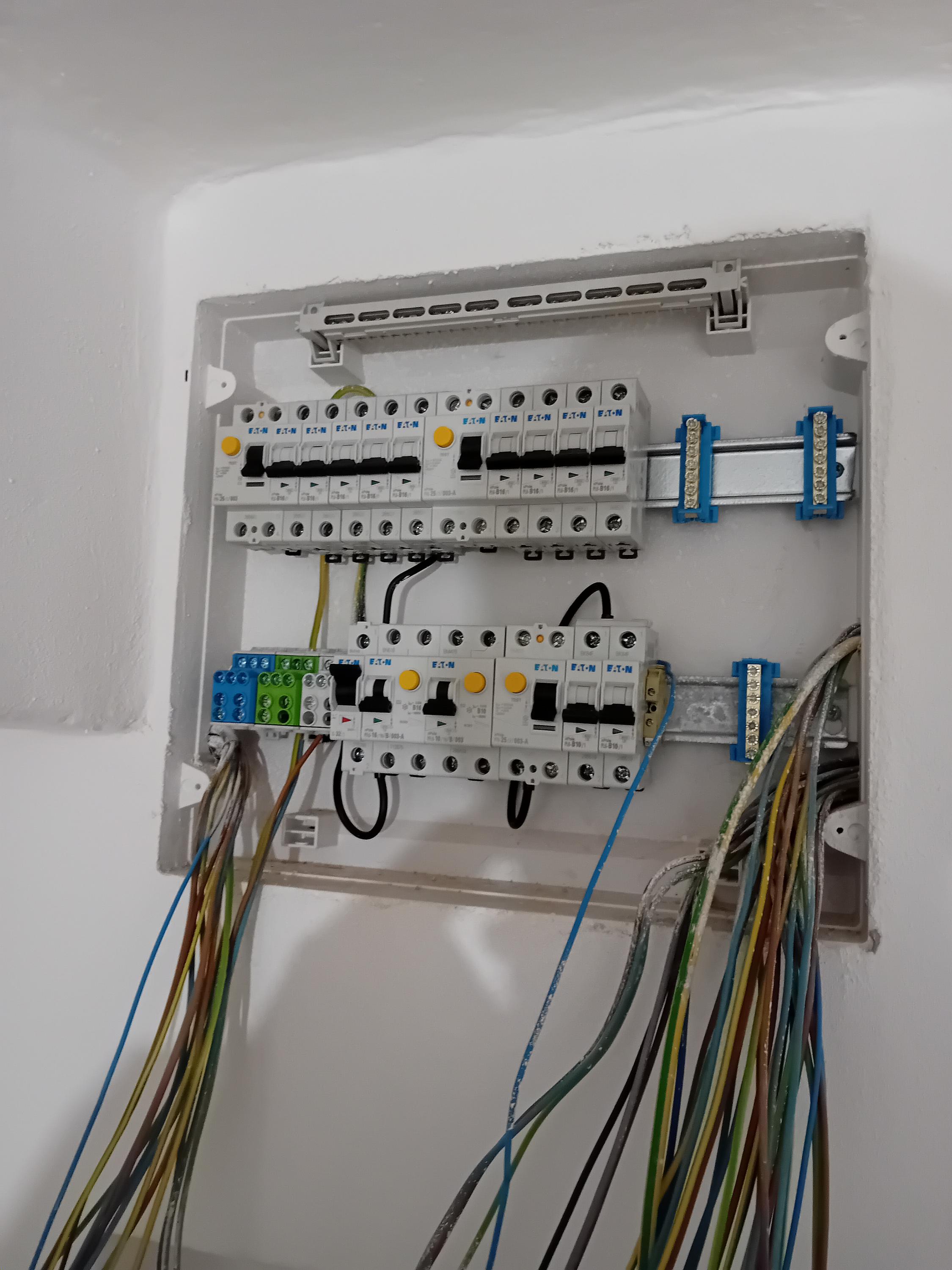 Revizní technik, elektrikář Pavel Šlais foto 1