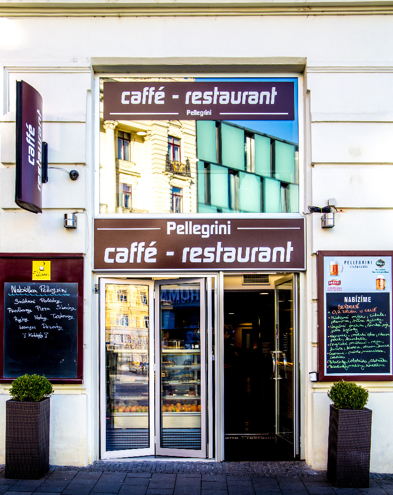 Caffé  restaurant Pellegrini foto 2