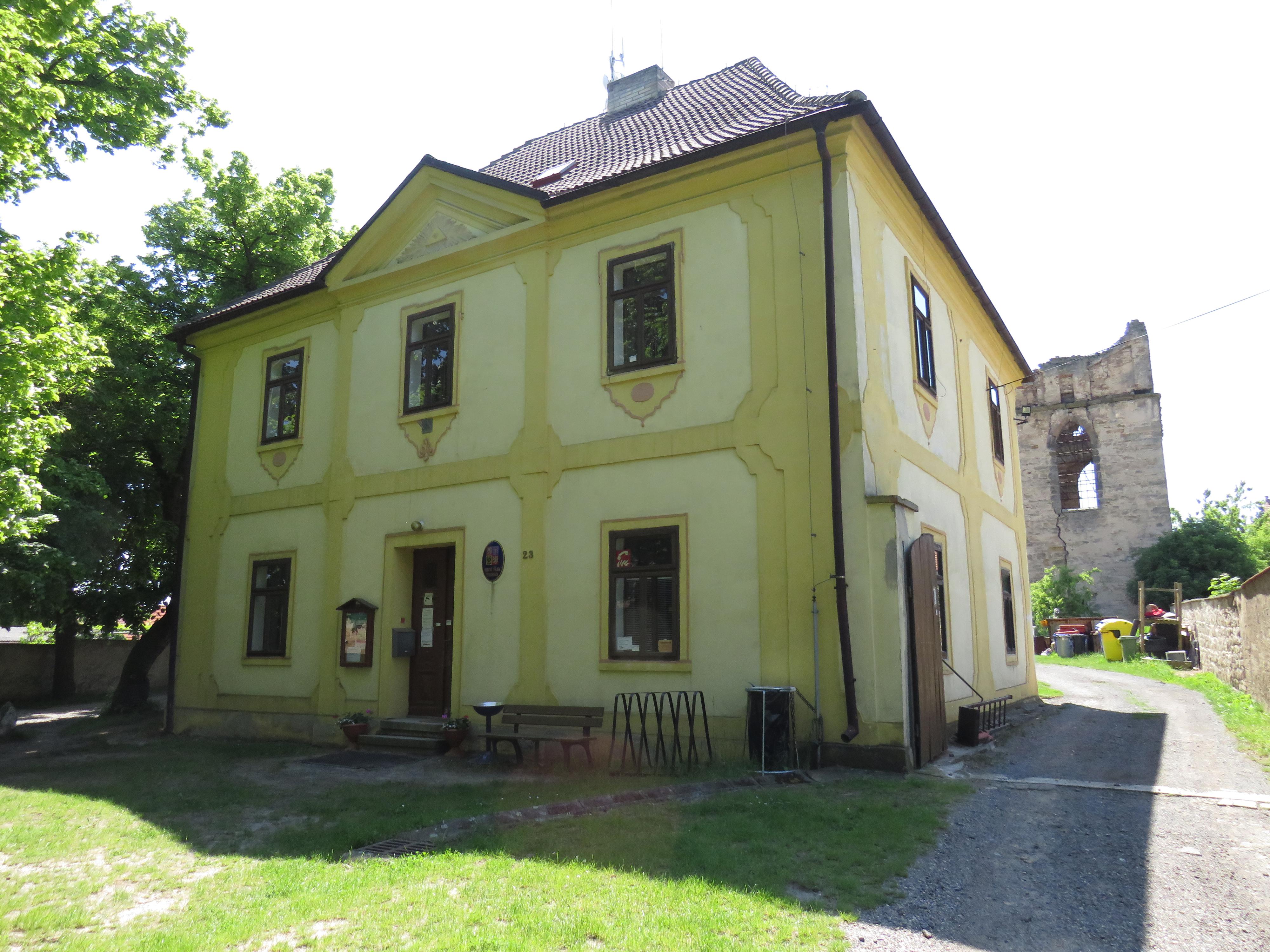 Vyšehořovice - obecní úřad foto 2