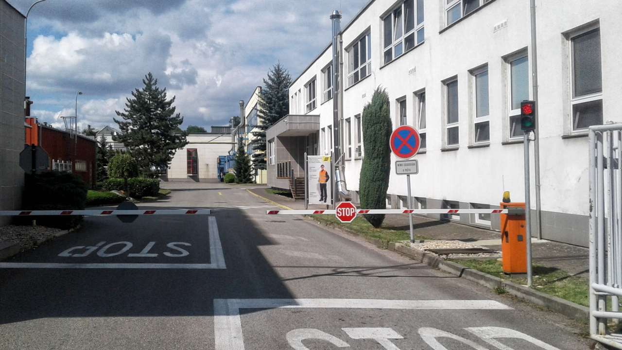 Slavomír ČEMAN - VRATA - BRÁNY - POHONY foto 2