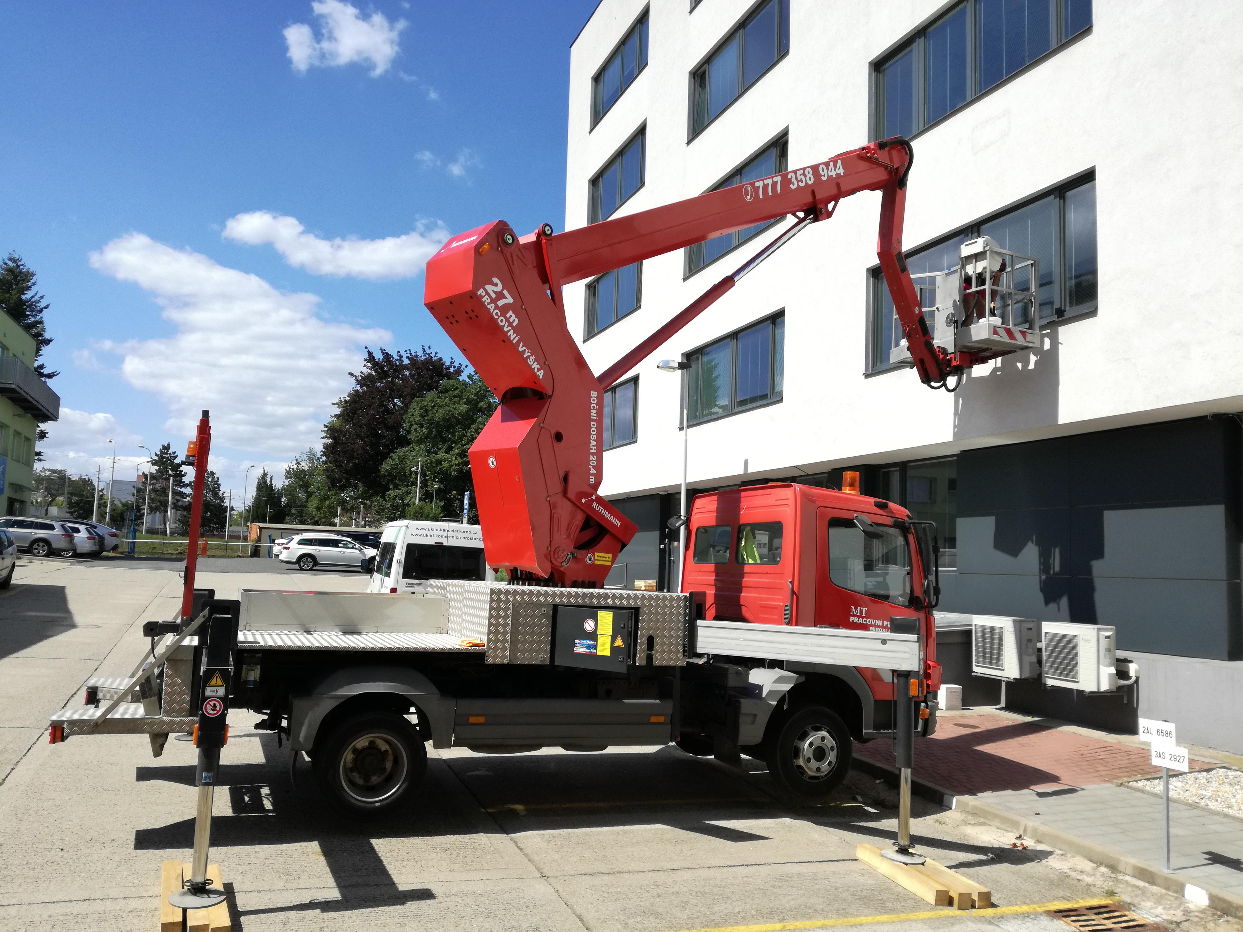 MT pracovní plošiny foto 3