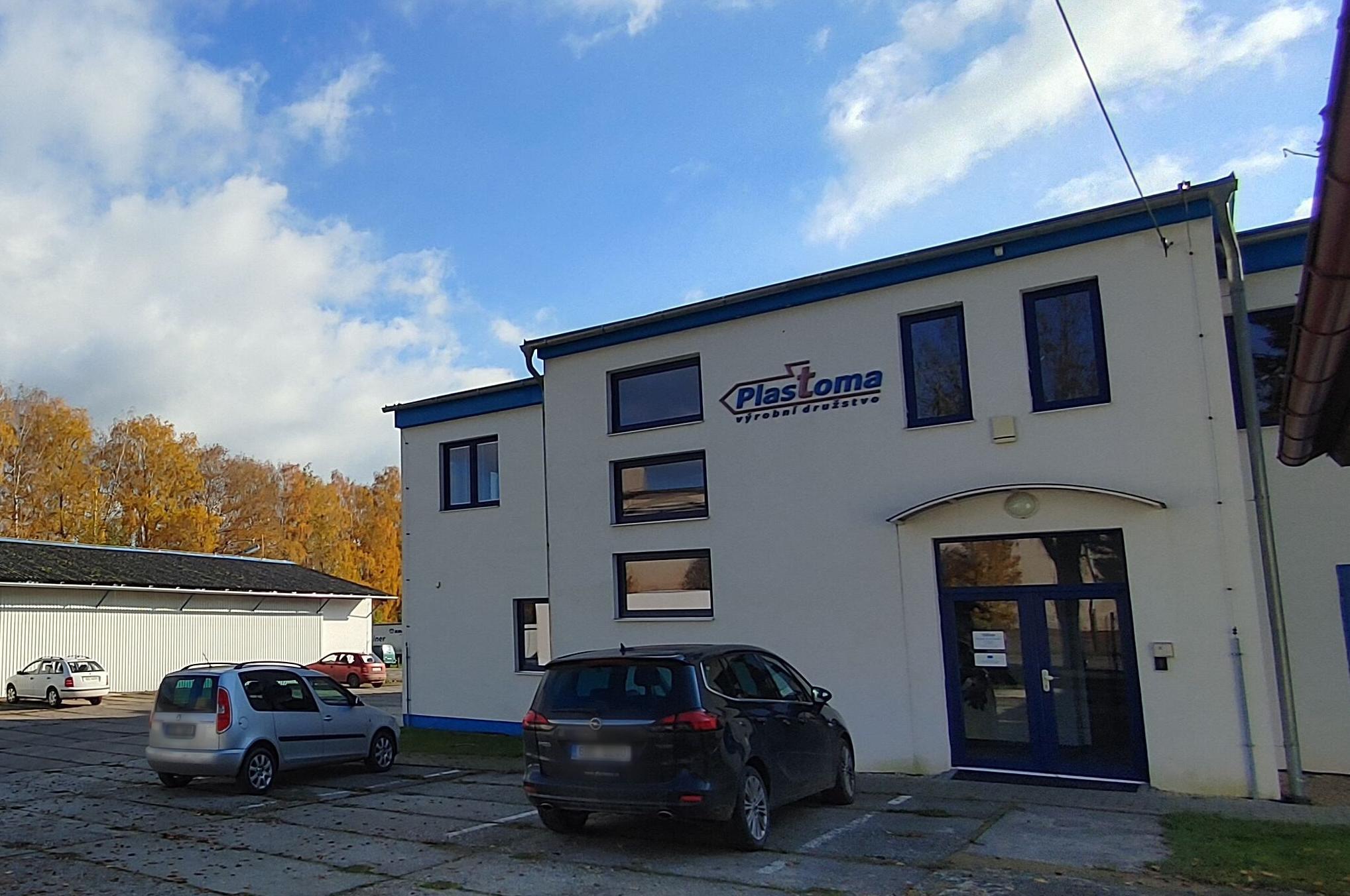 Plastoma výrobní družstvo, družstvo
