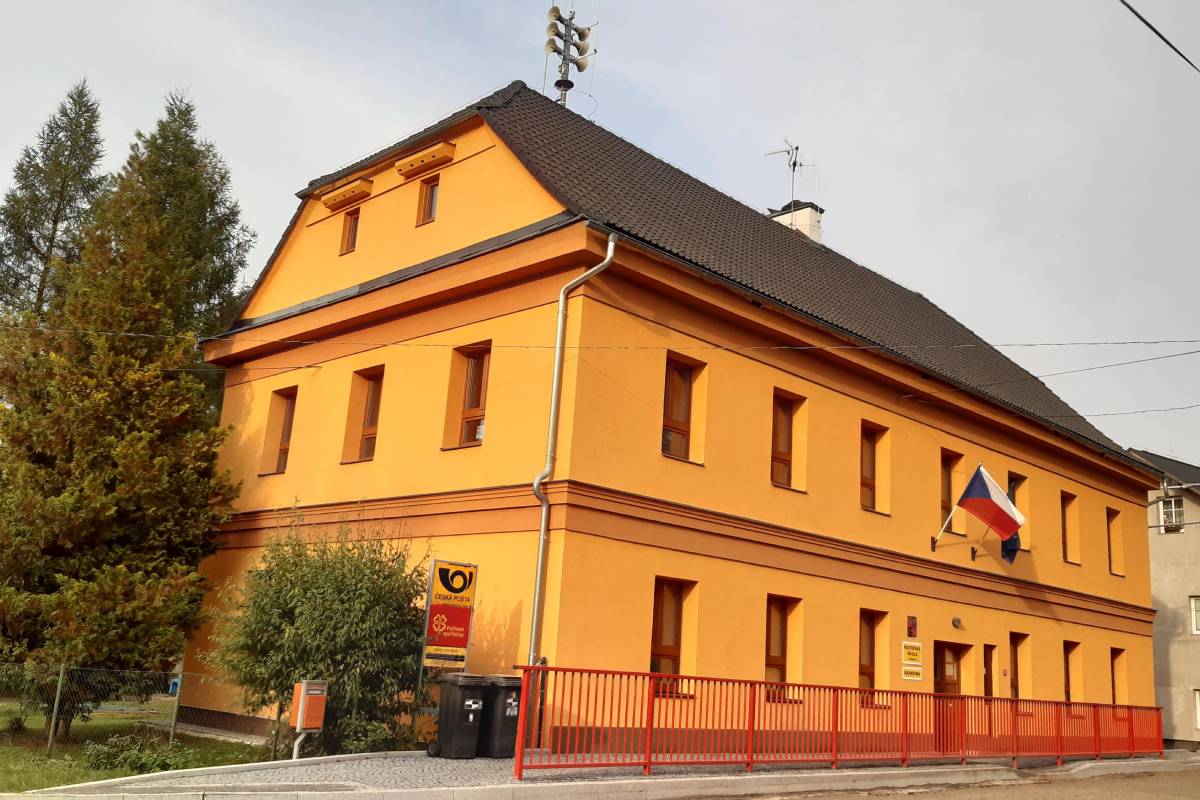 ZŠ a MŠ Bohumila Hynka Cvikov foto 2