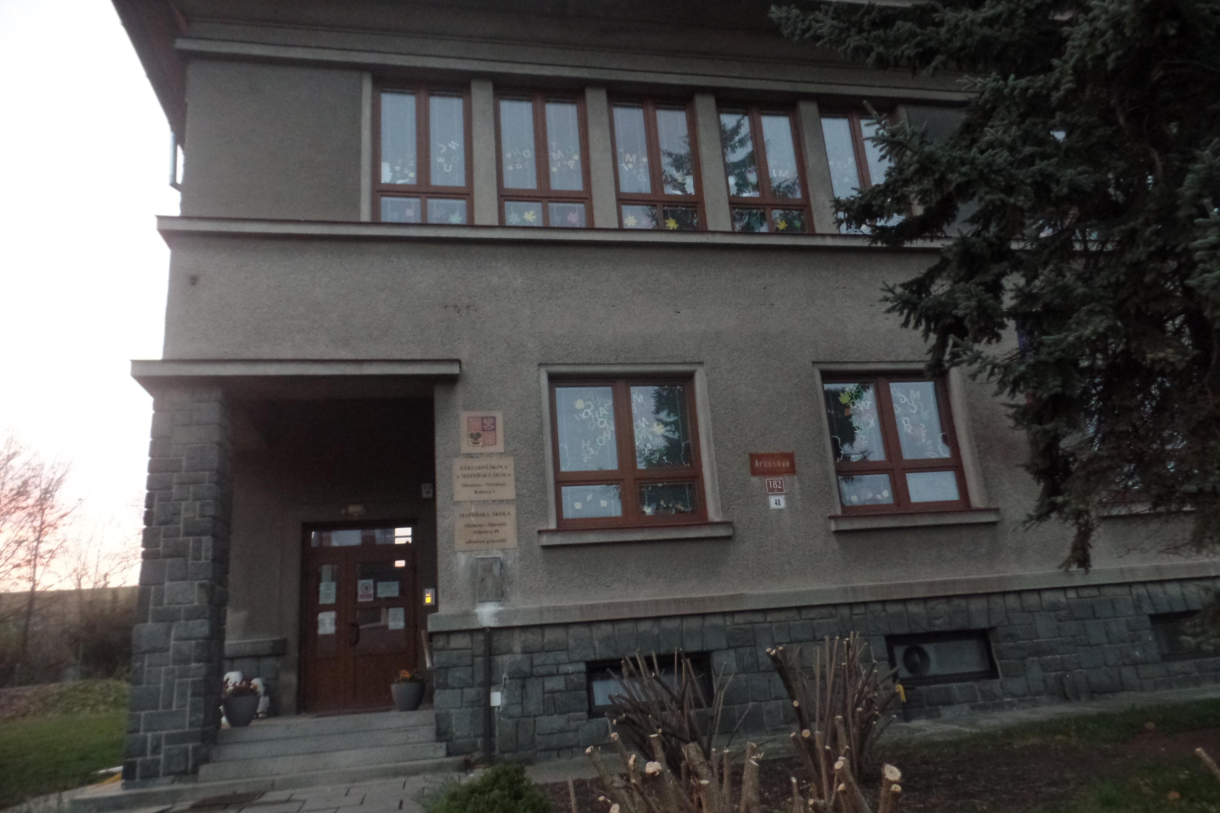 ZŠ a MŠ Olomouc, Arbesova