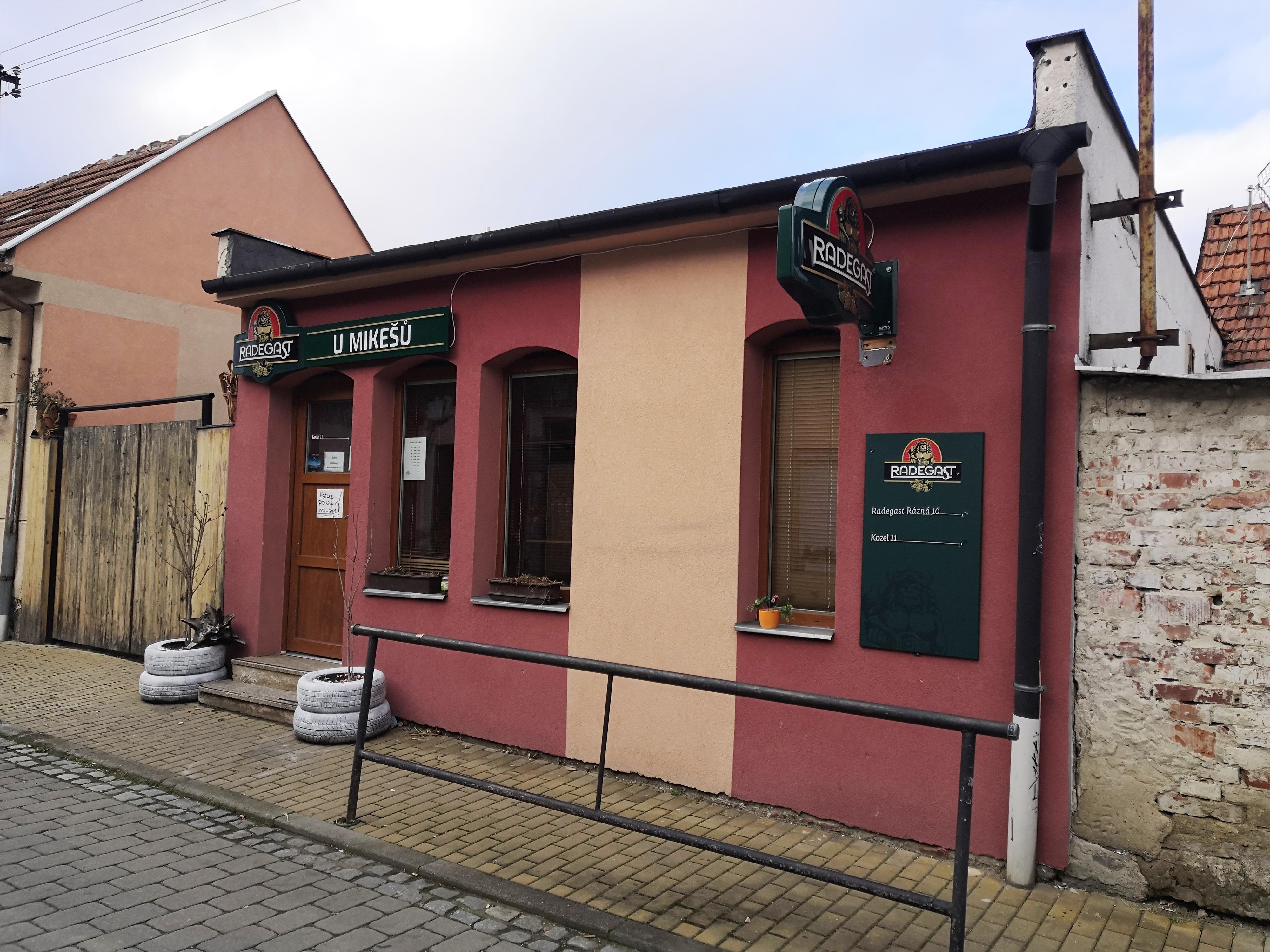 Restaurace Svatoplukova 951