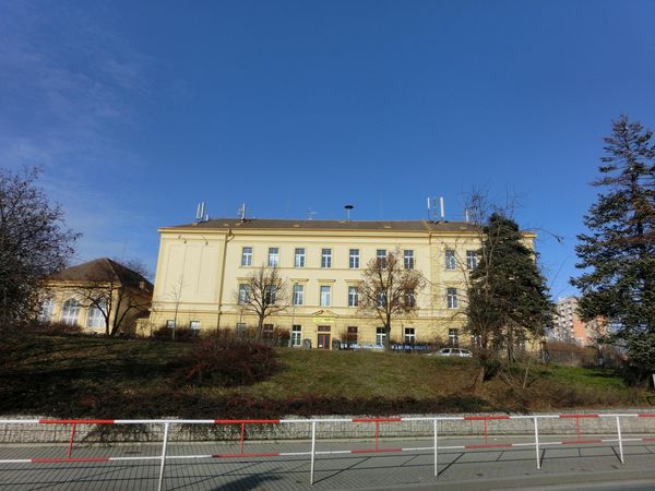 ZŠ Vokovice, Praha 6 (Praha, Vokovice) • Firmy.cz