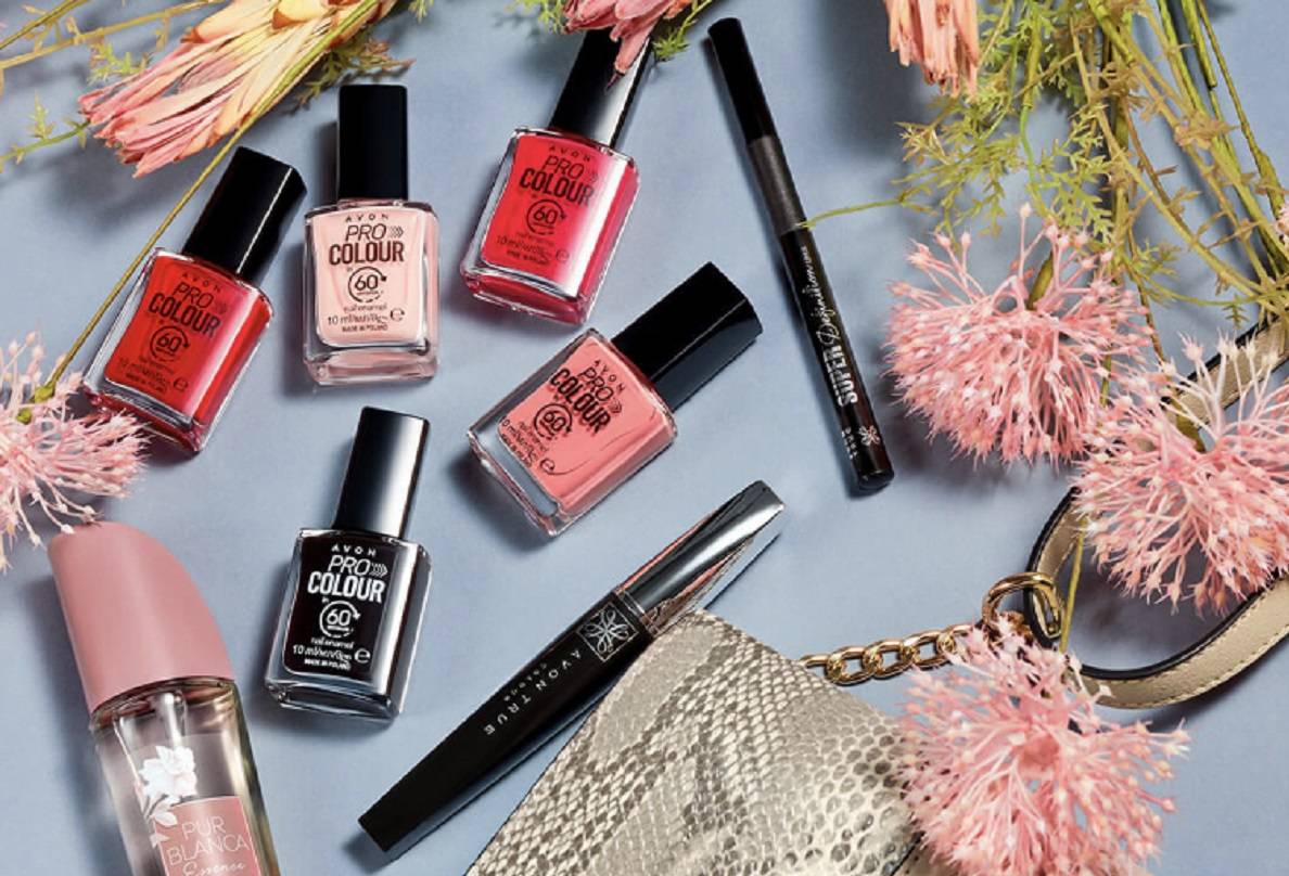 AVON - Lenka Nádvorníková