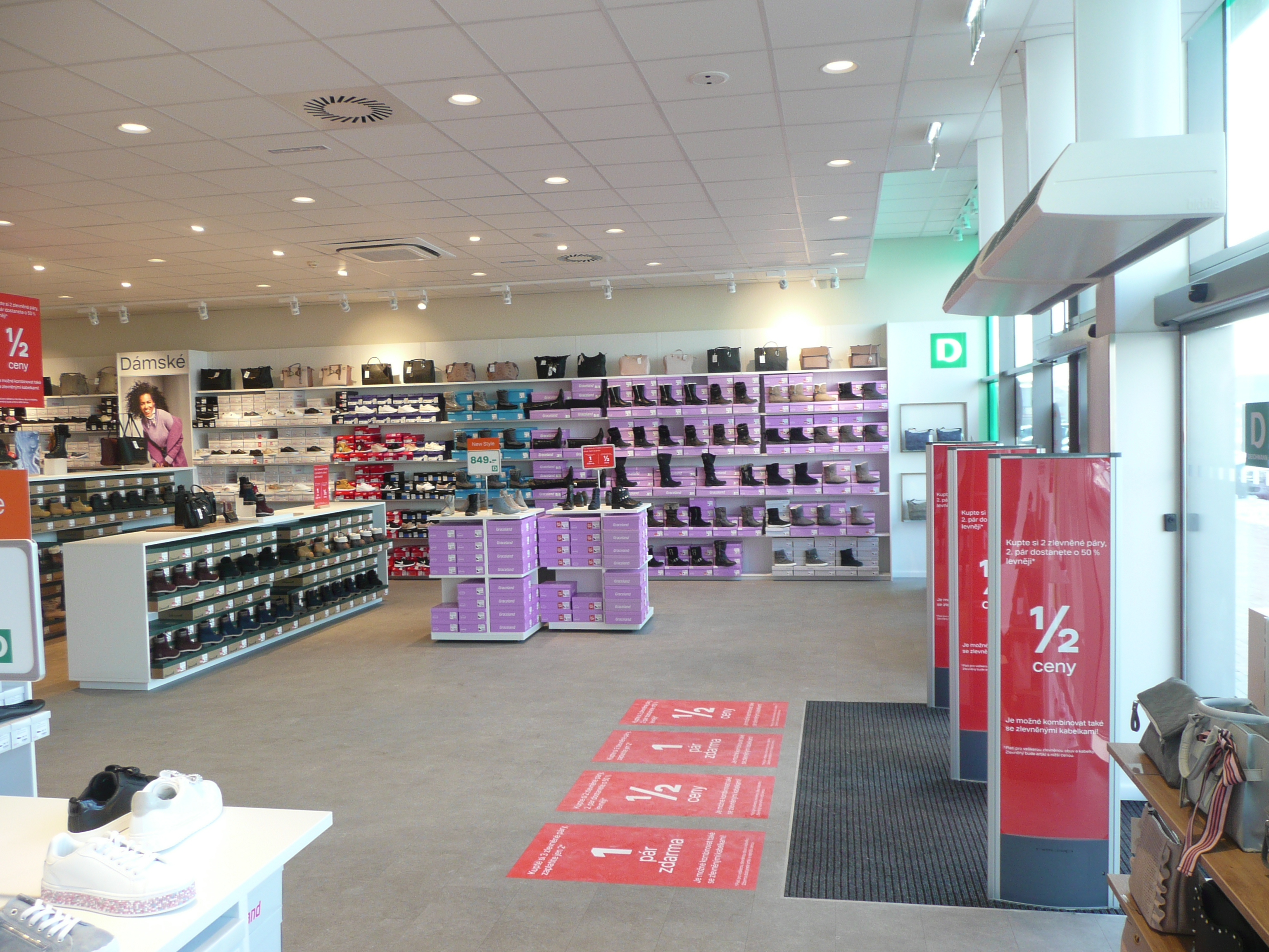 DEICHMANN foto 4