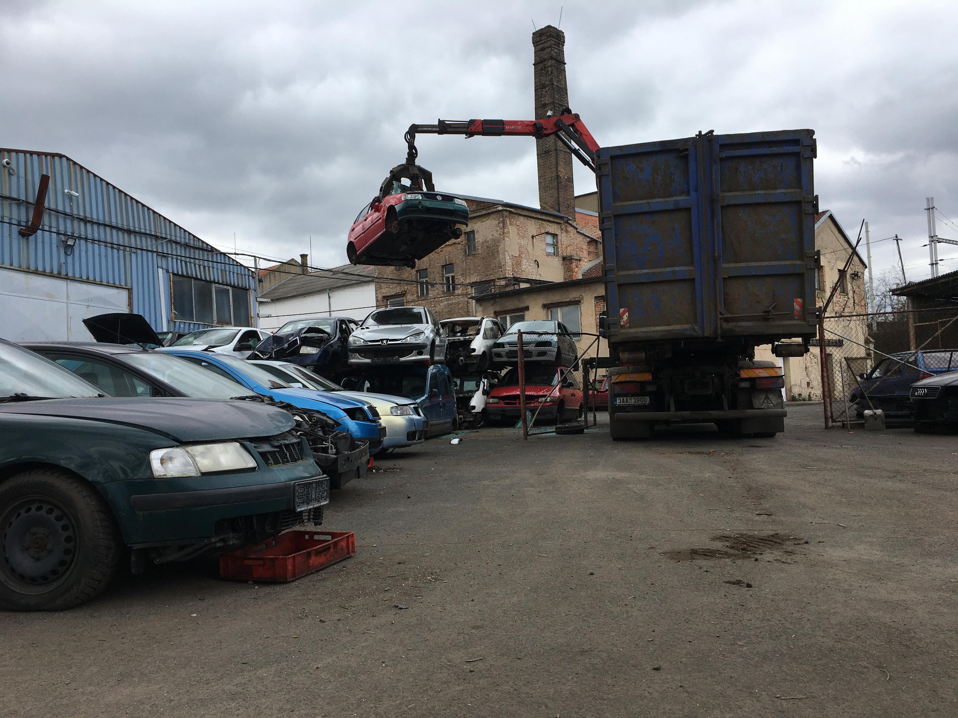 Ekologická likvidace aut Bohemia scrap foto 6