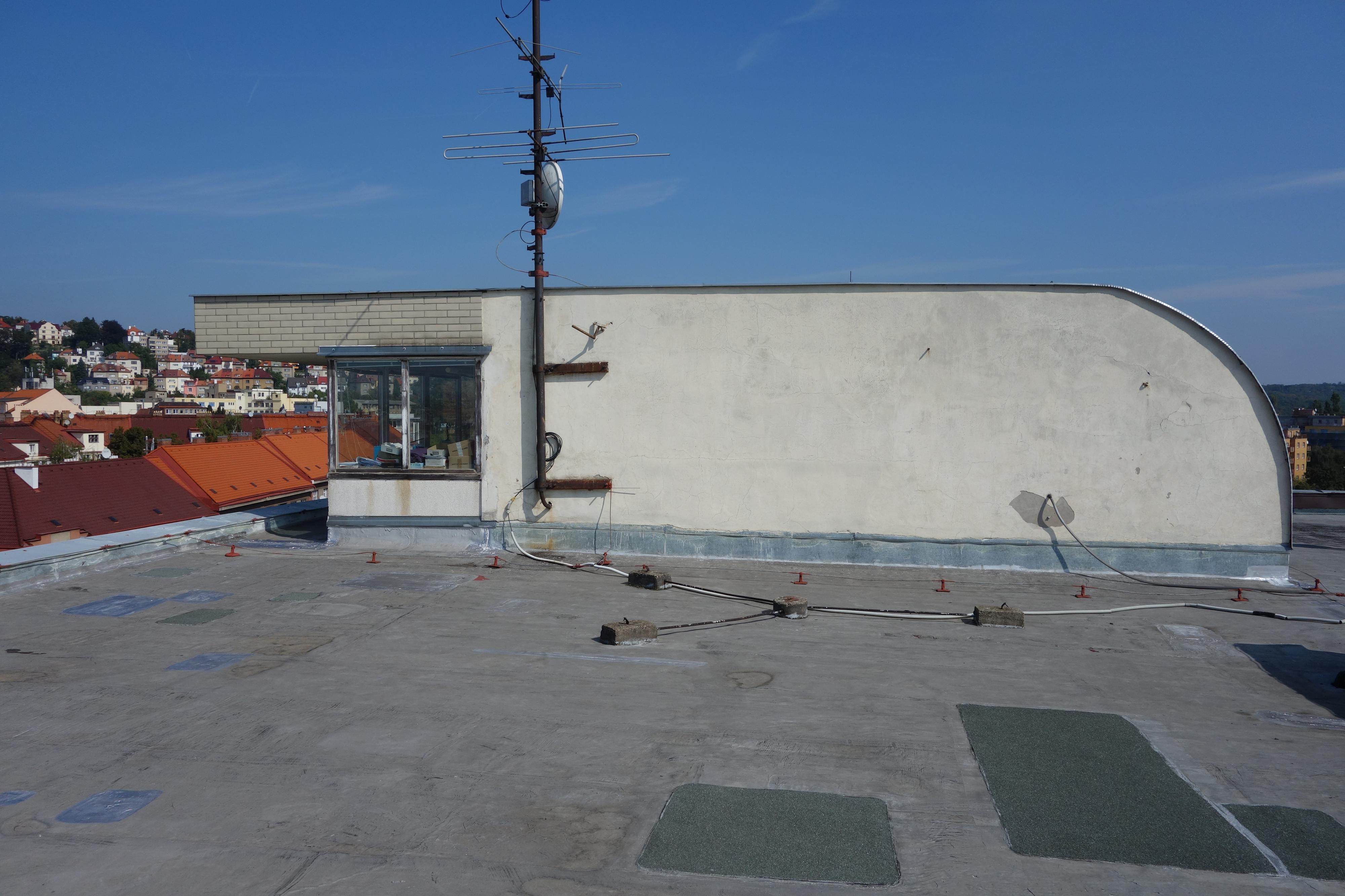 Gymnázium Praha 9, Špitálská foto 4