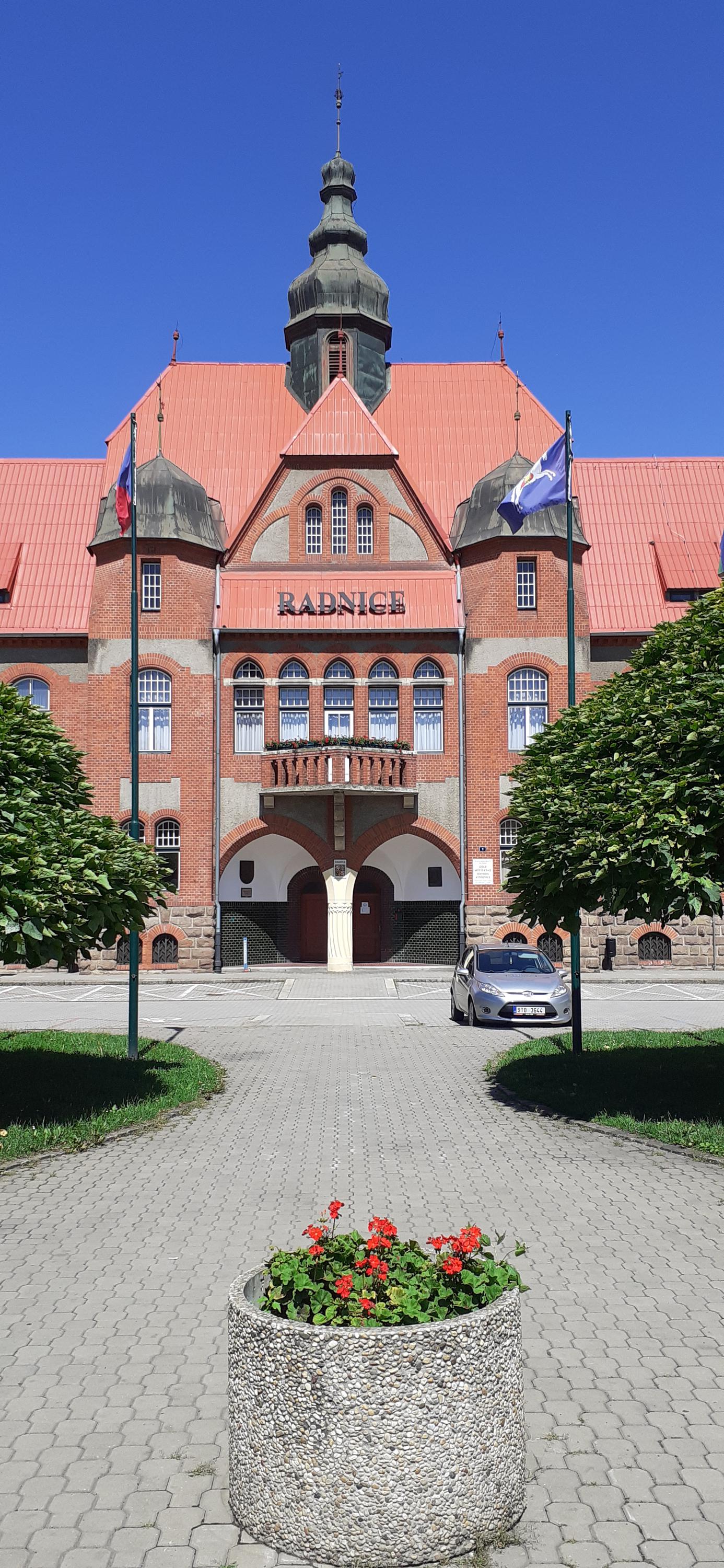Úřad městského obvodu Ostrava - Vítkovice foto 2