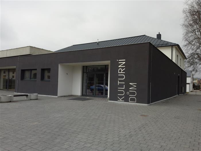 Kulturní dům Okříšky foto 2