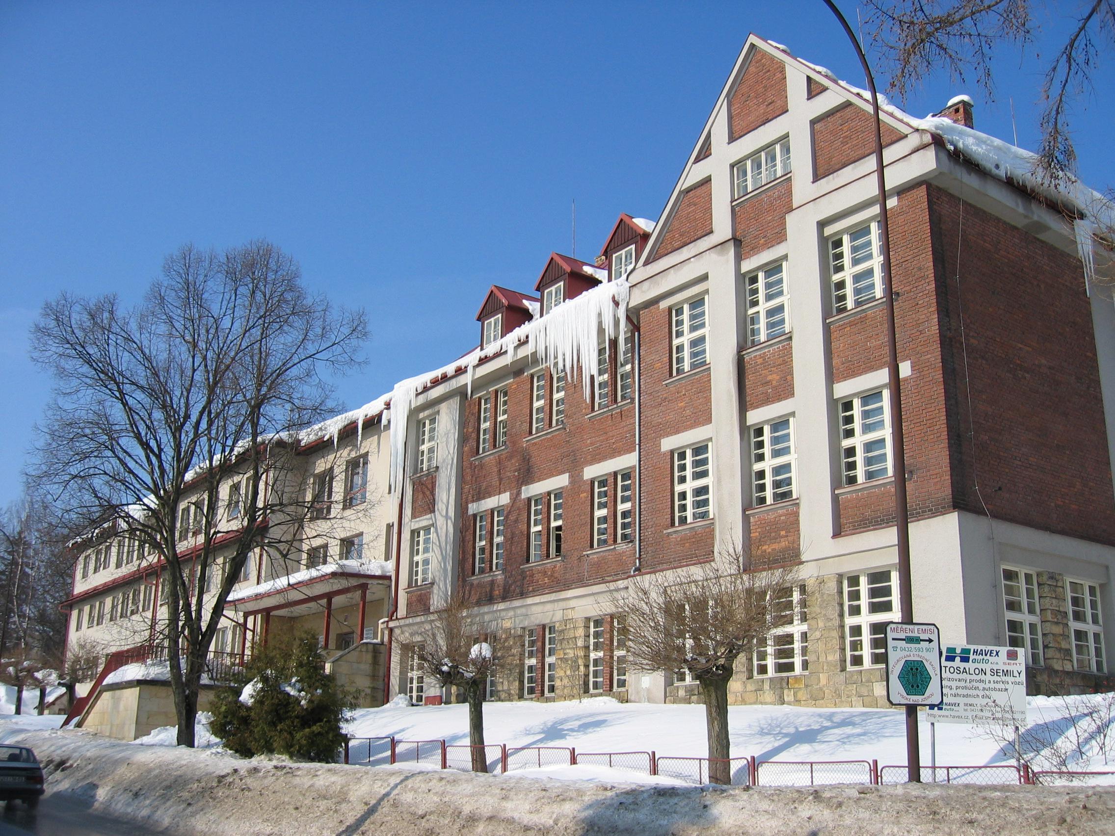 Integrovaná střední škola - STK a měření emisí foto 3