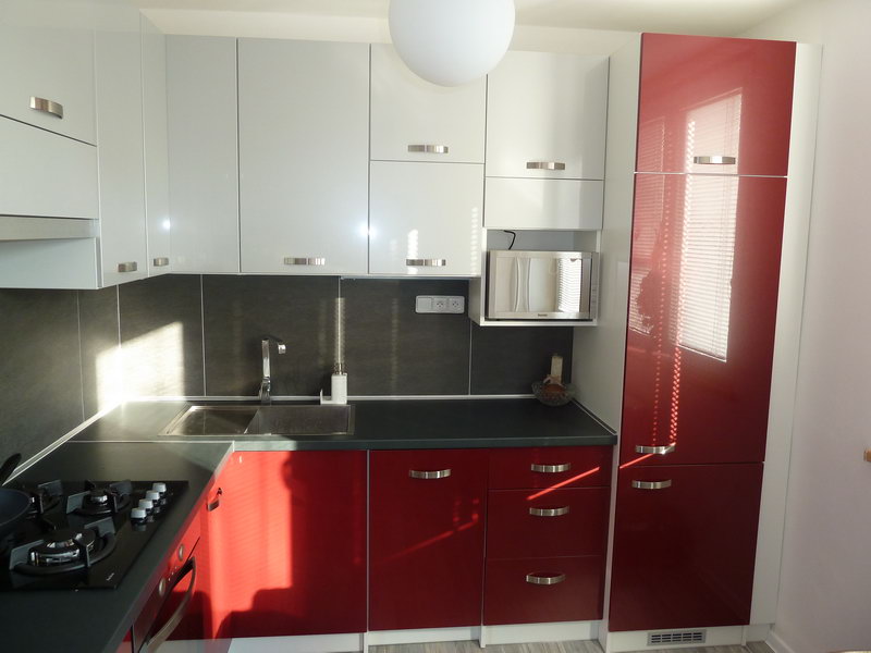 BEITEL Jiří - vestavěné skříně foto 3