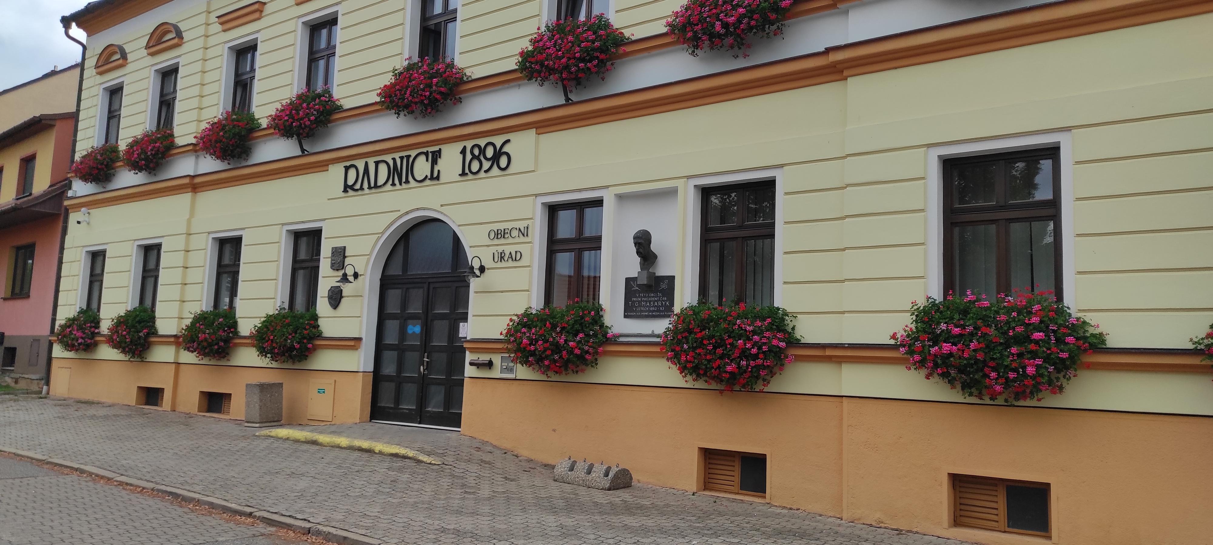 Mutěnice - obecní úřad foto 2