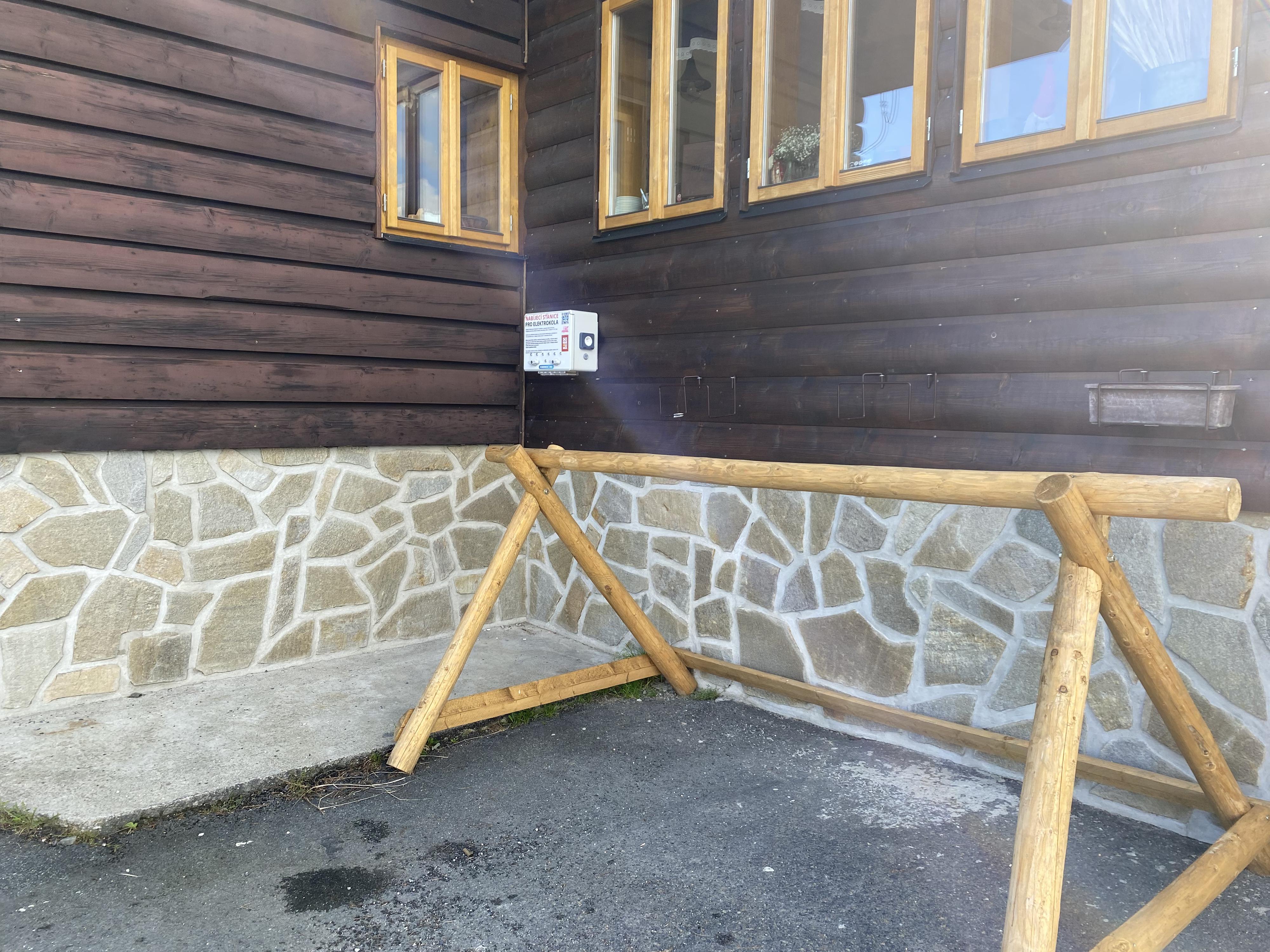 Nabíjecí stanice Horský hotel Čarták foto 3