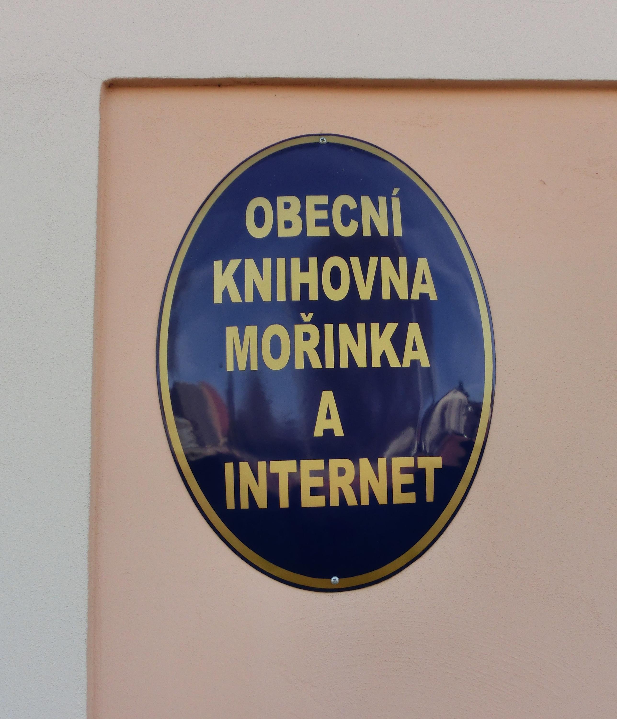 Obecní knihovna Mořinka foto 2