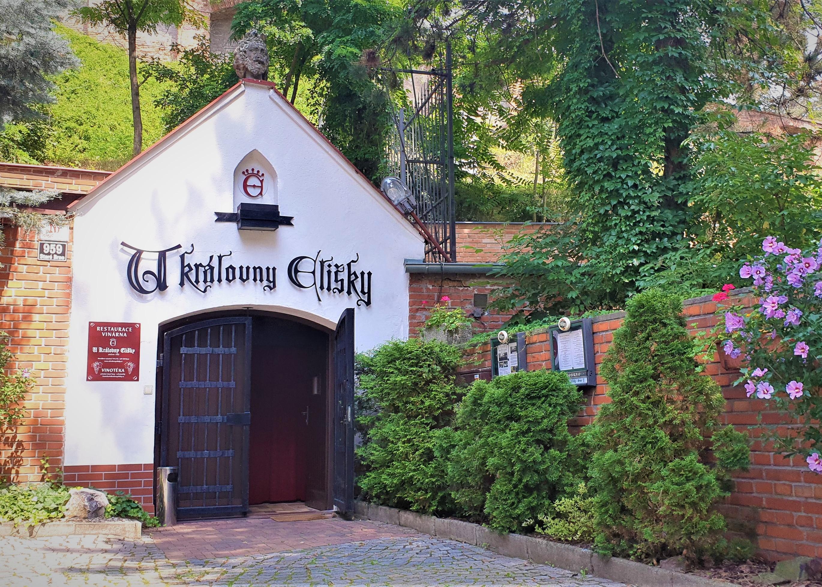 U KRÁLOVNY ELIŠKY foto 2