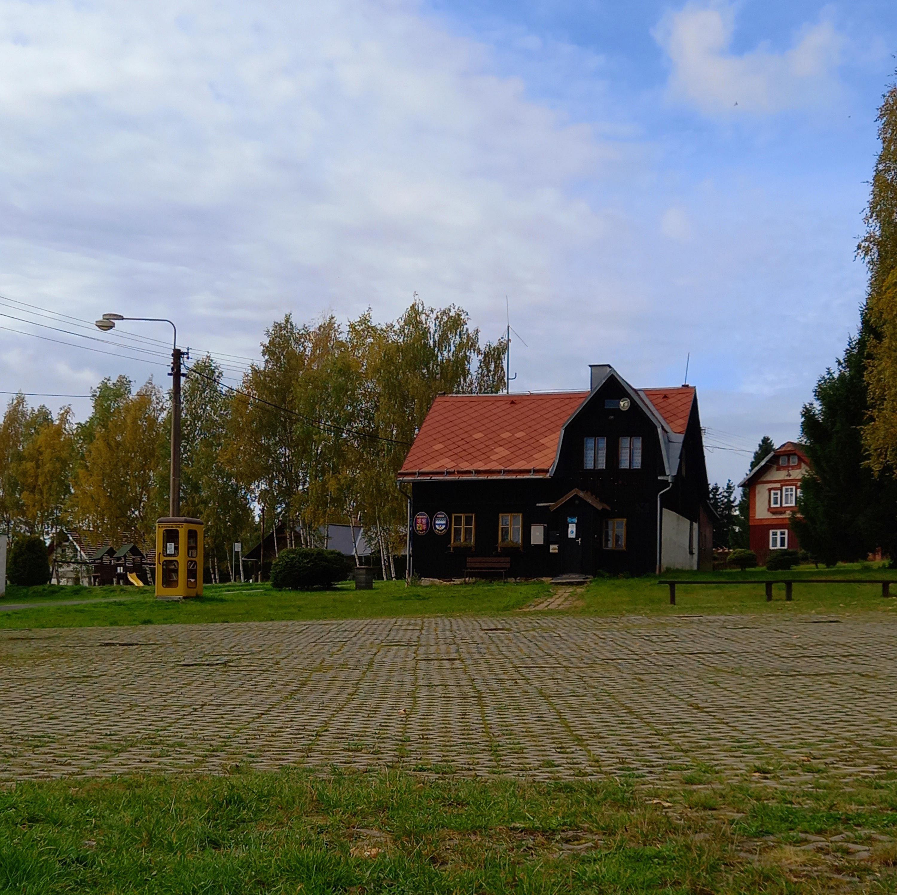 Bublava - obecní úřad foto 2