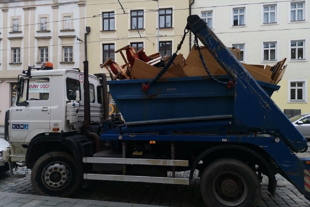 Stěhování - Vyklízení Tábor MAXI TAXI LÁTAL