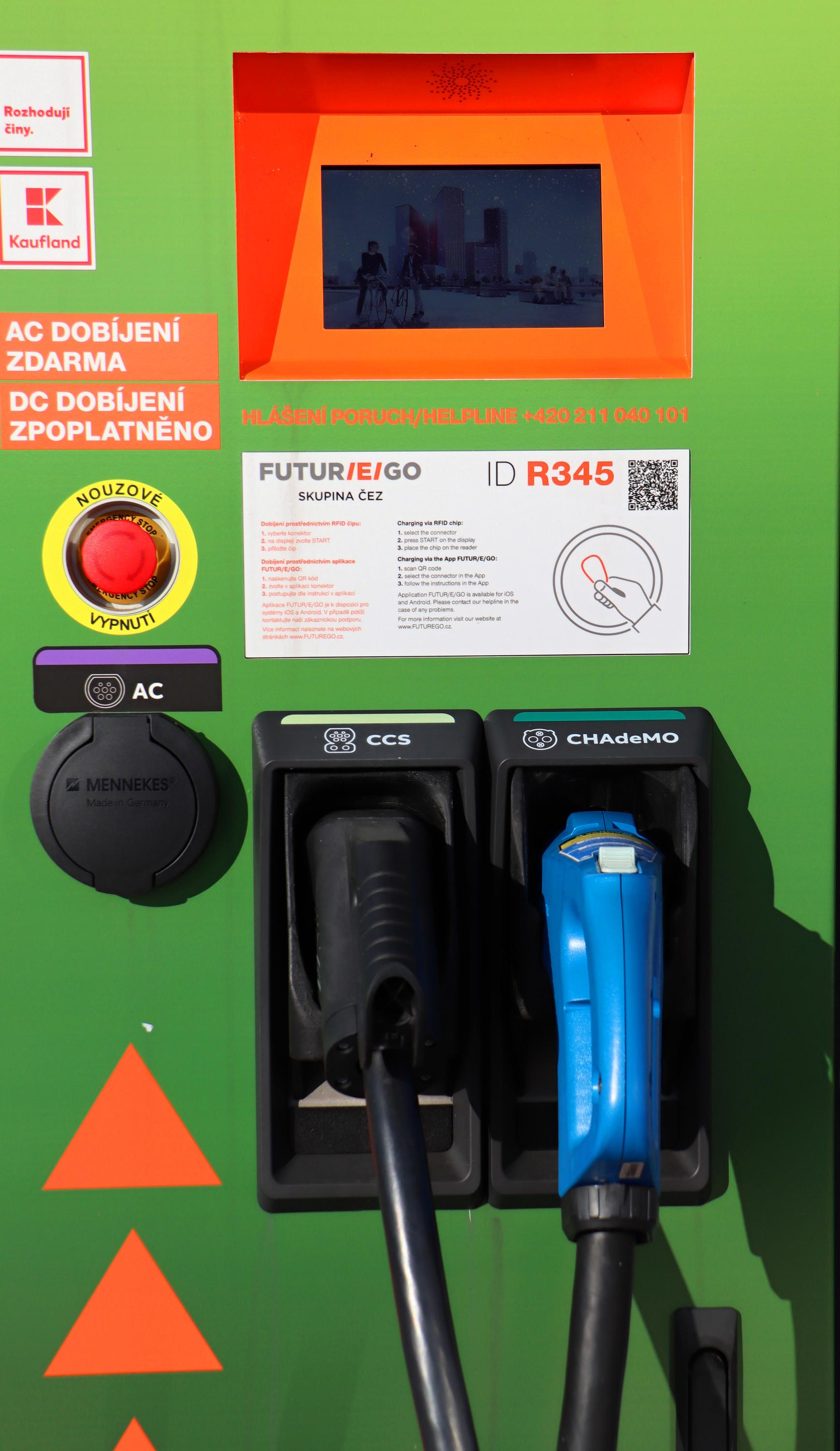 Nabíjecí stanice ČEZ foto 3