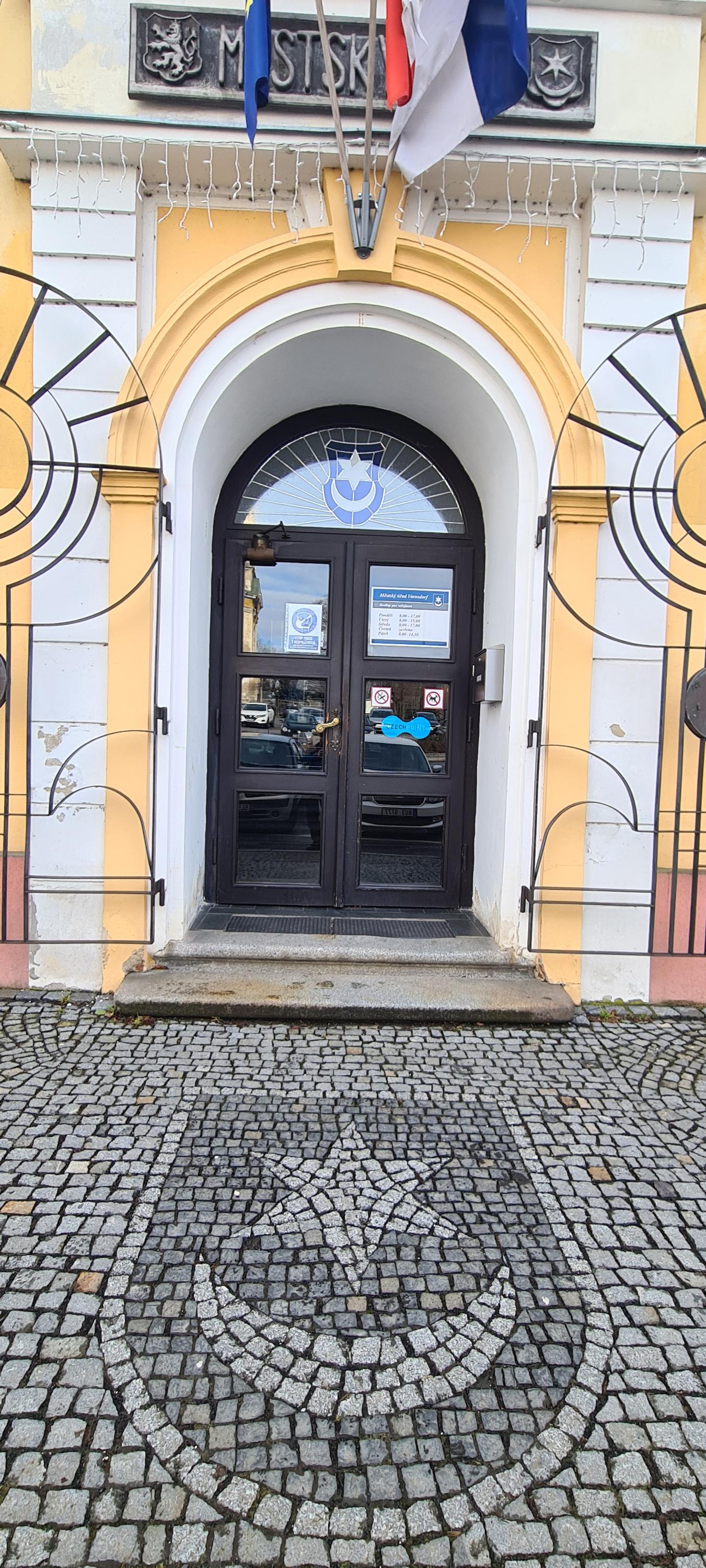 Městský úřad Varnsdorf foto 3