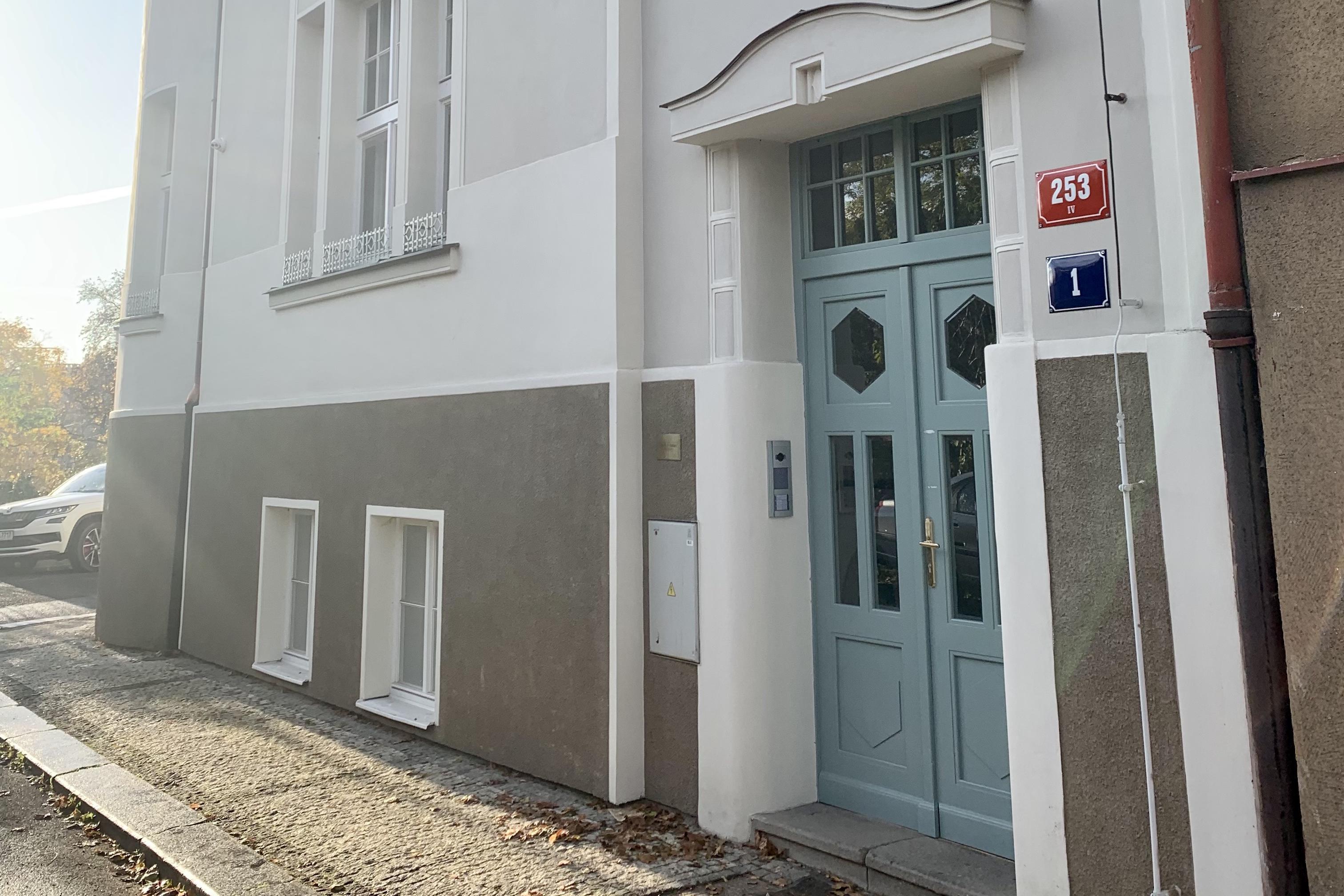 CENTURY 21 Lofty Kolbenova