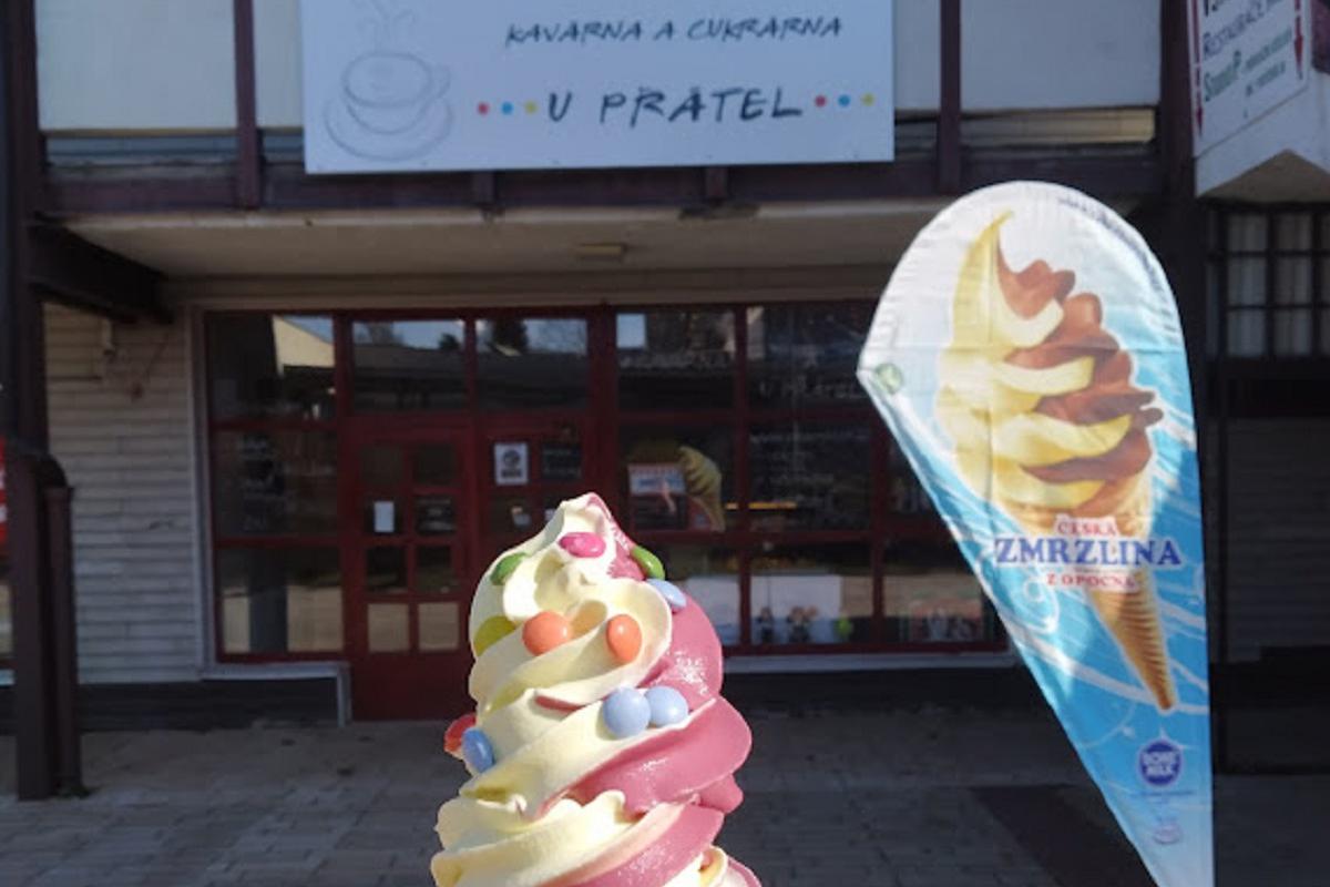 Kavárna a cukrárna U Přátel