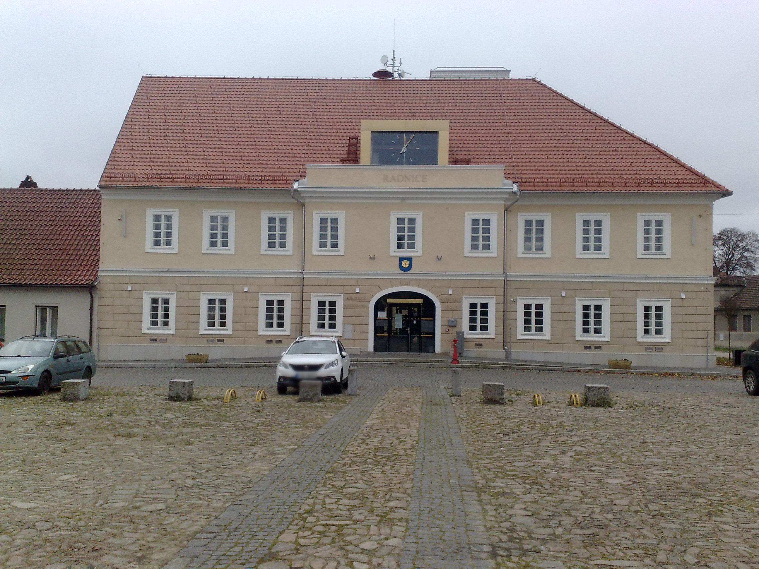 Kardašova Řečice - městský úřad foto 3
