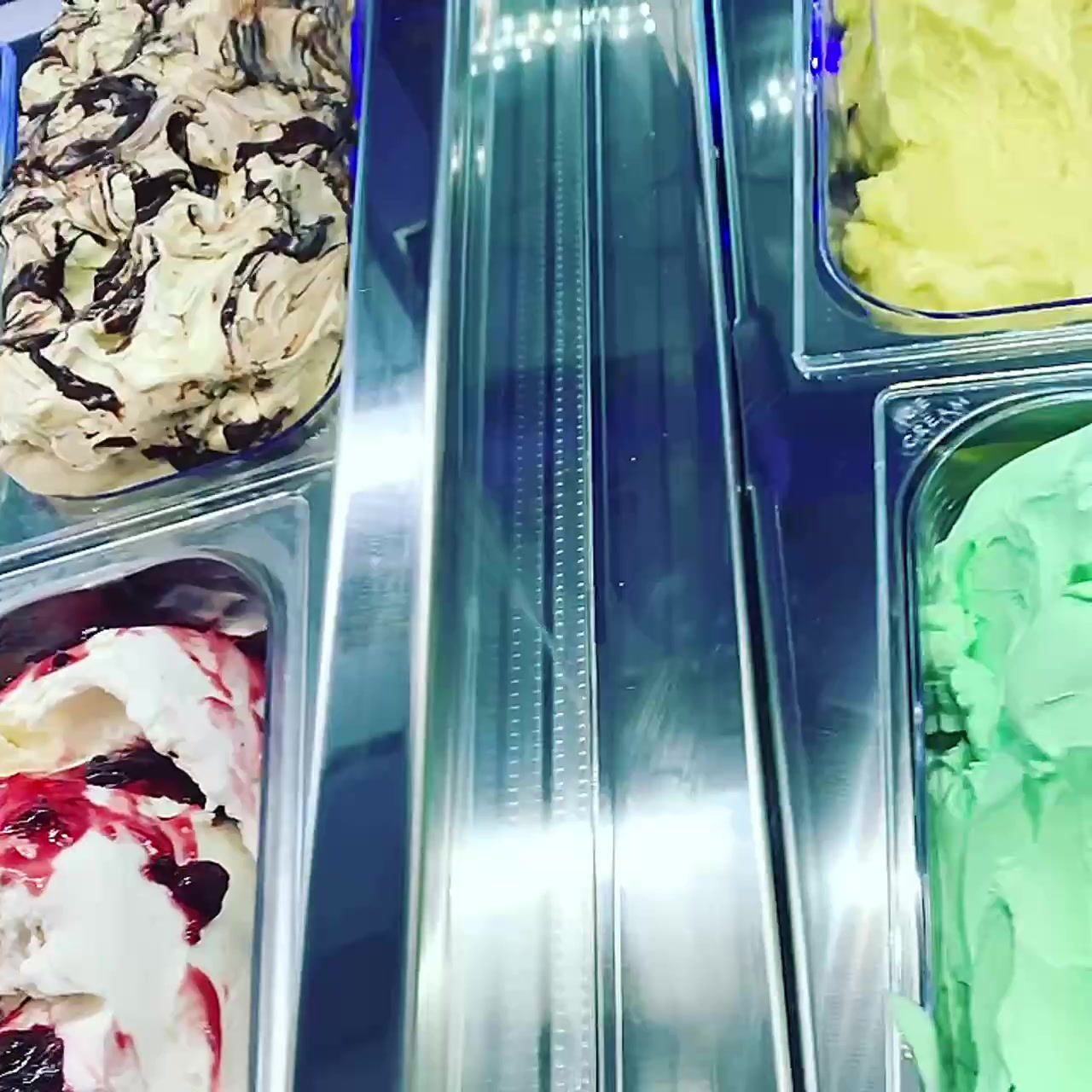 GelateriaROMA foto 2 (náhled videa)