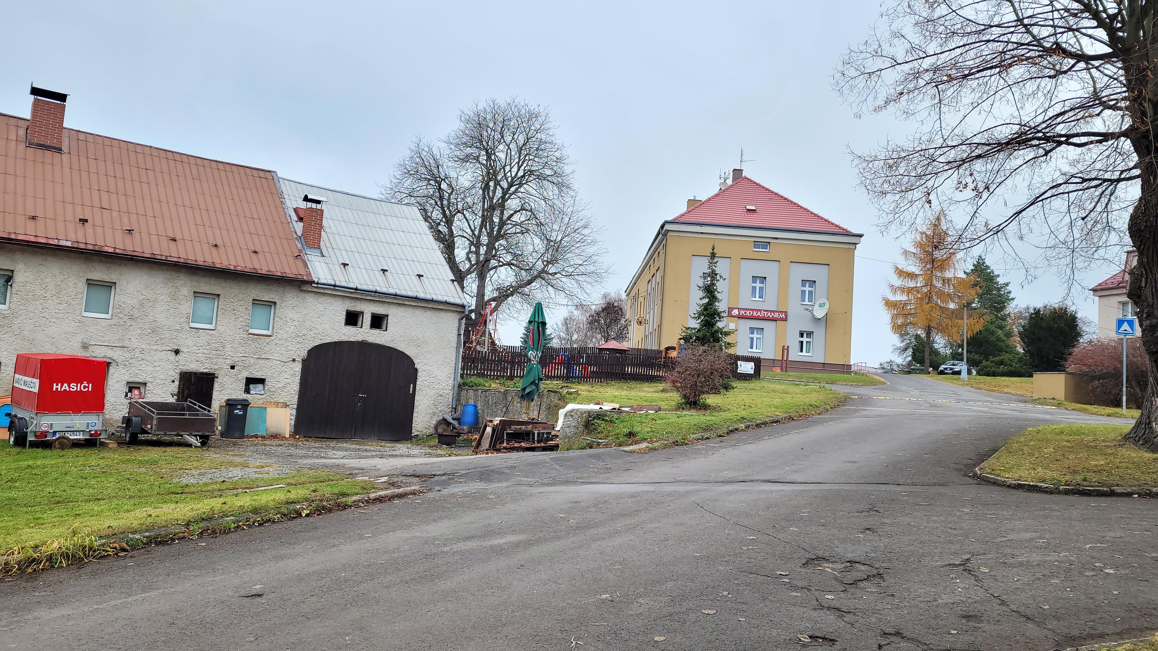 Obecní knihovna Malečov foto 2