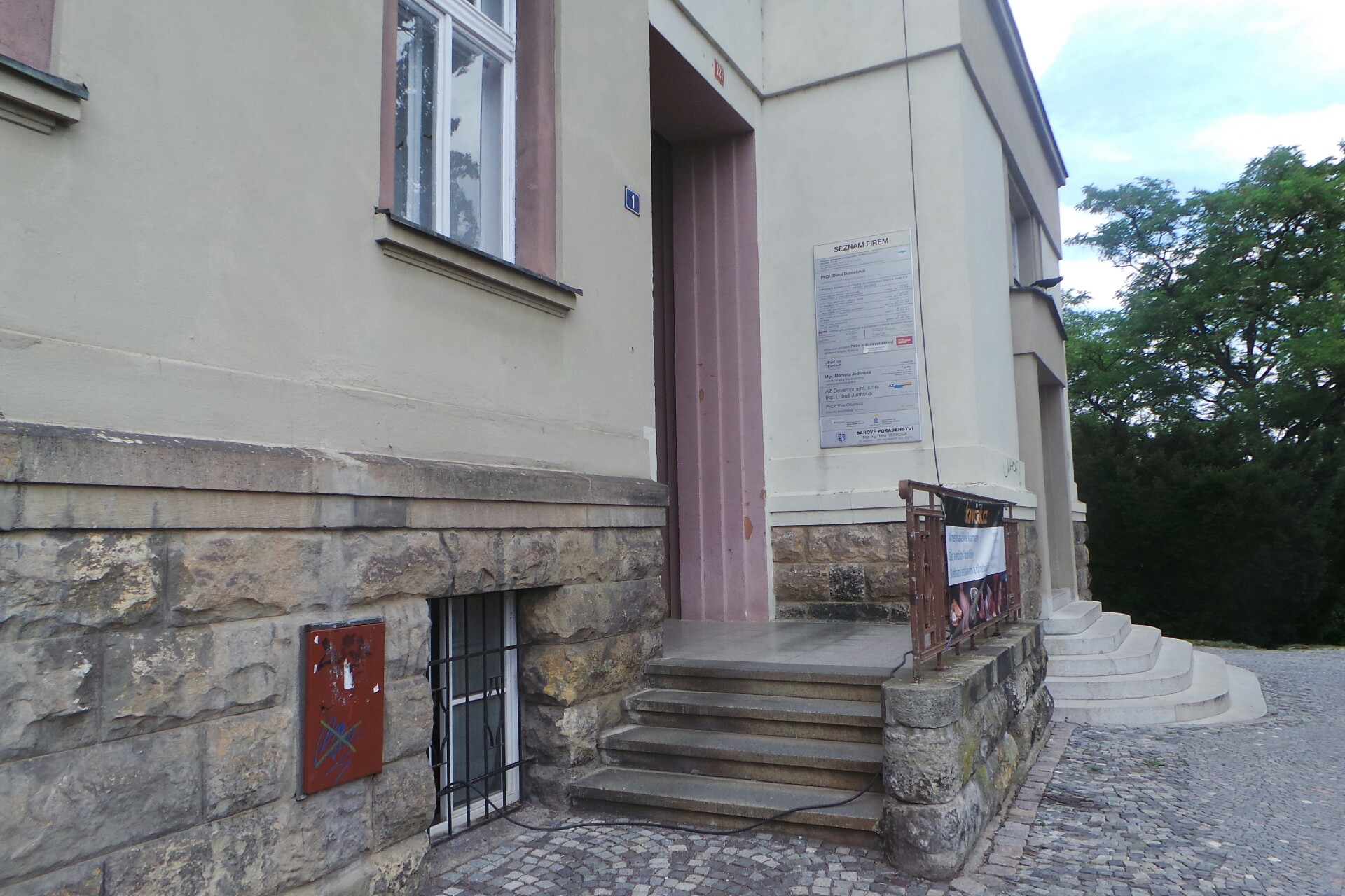 MUDr. Elena Křivková