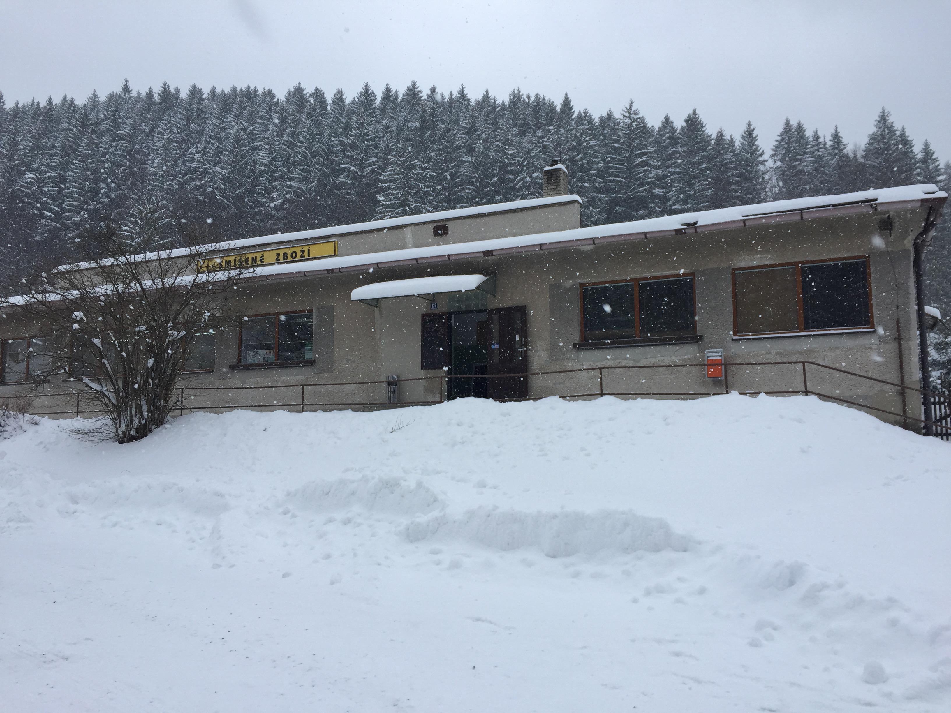 HRUŠKA - Helena Turoňová foto 2