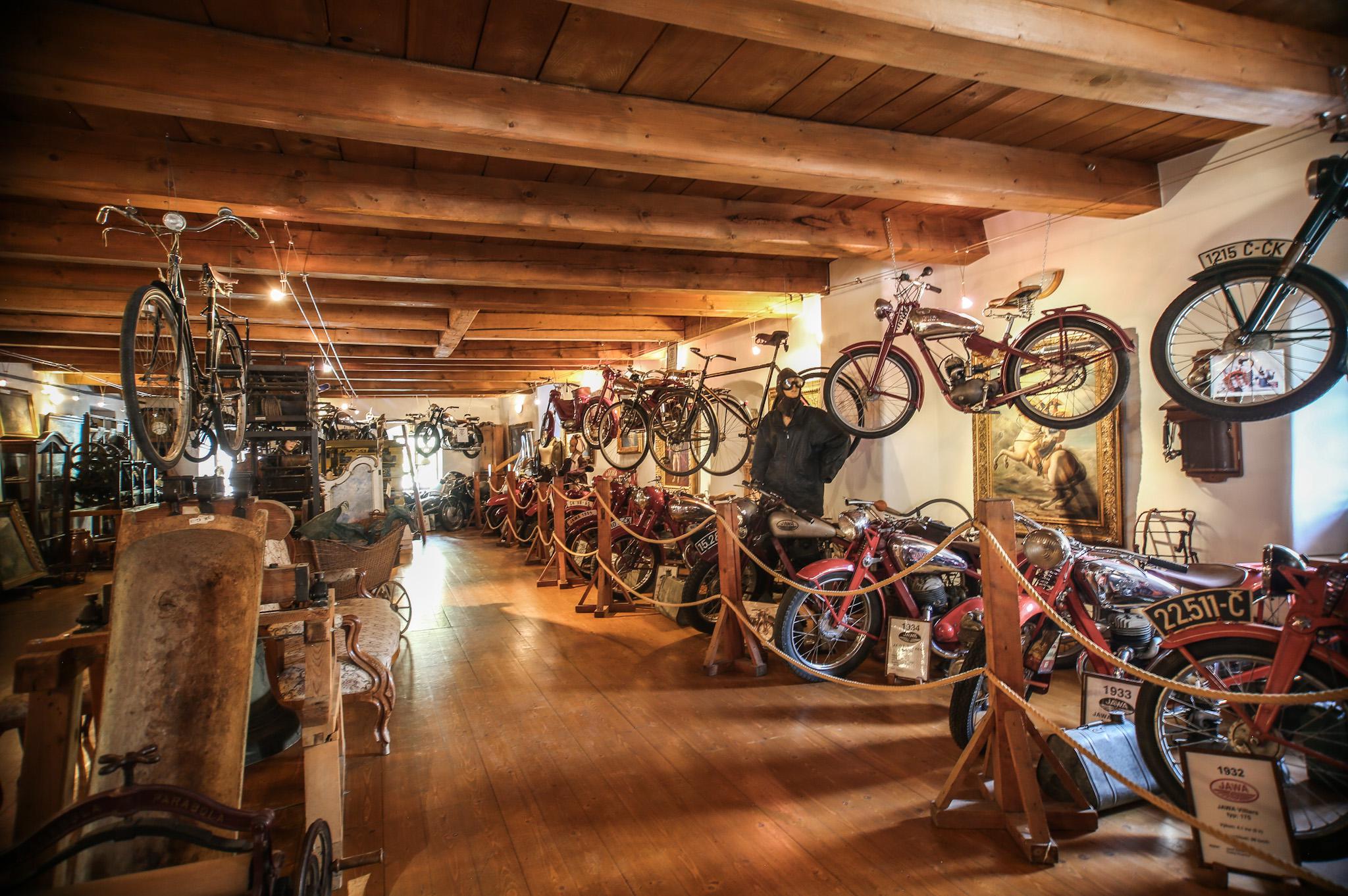 Muzeum historických motocyklů foto 2