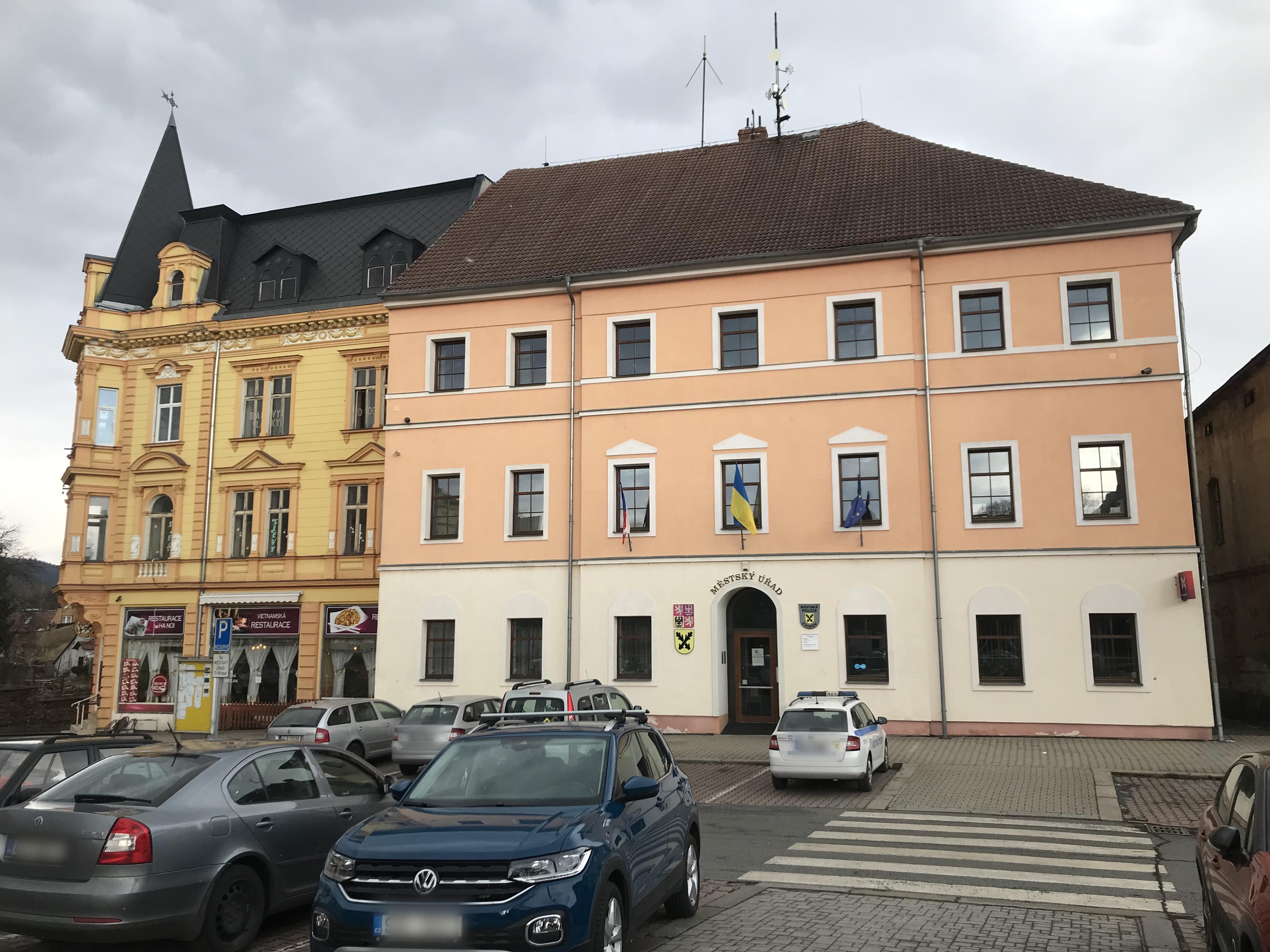 Cvikov - městský úřad foto 2