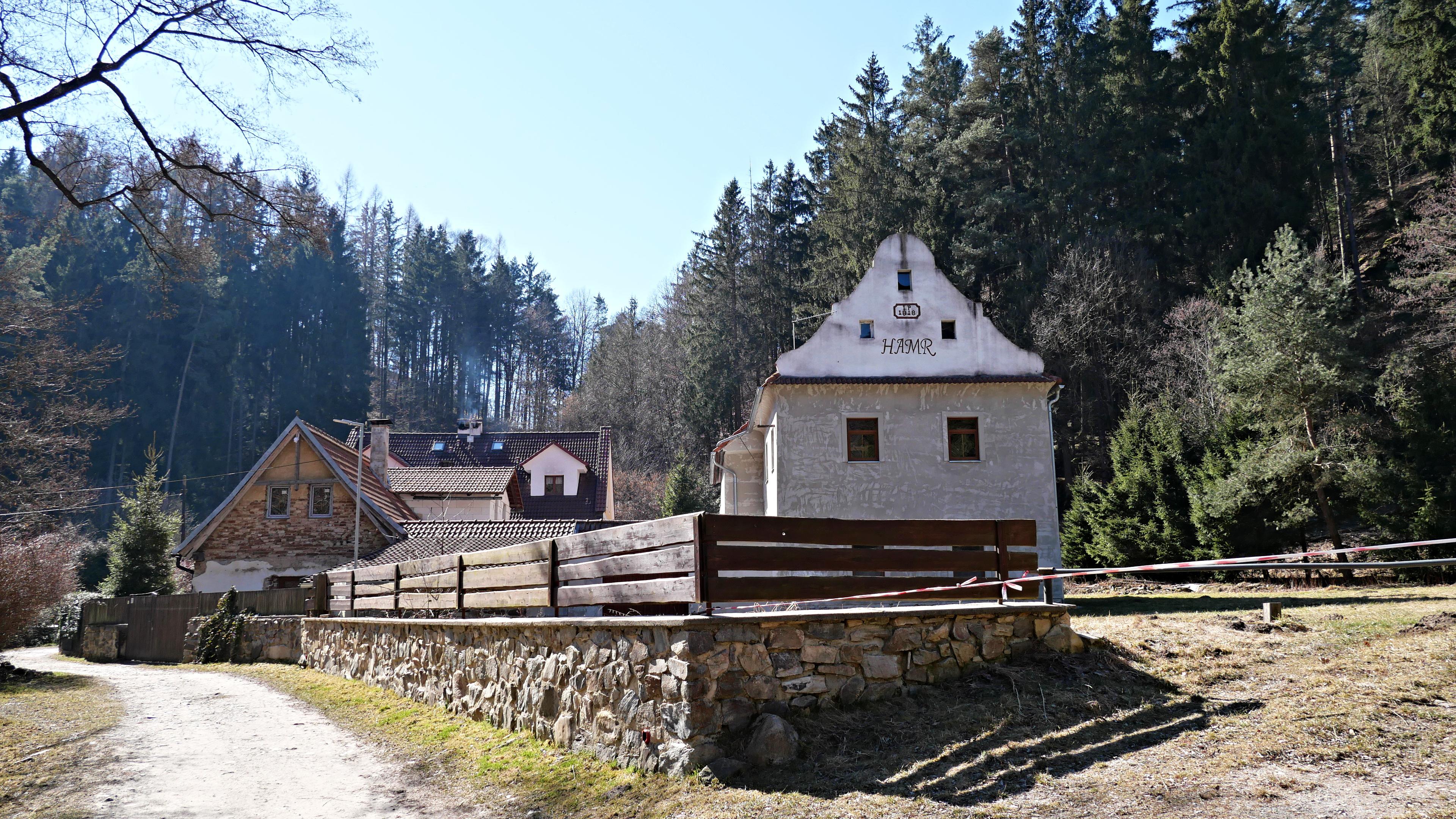 Restaurace - Penzion Hamr Dívčí Kámen foto 6