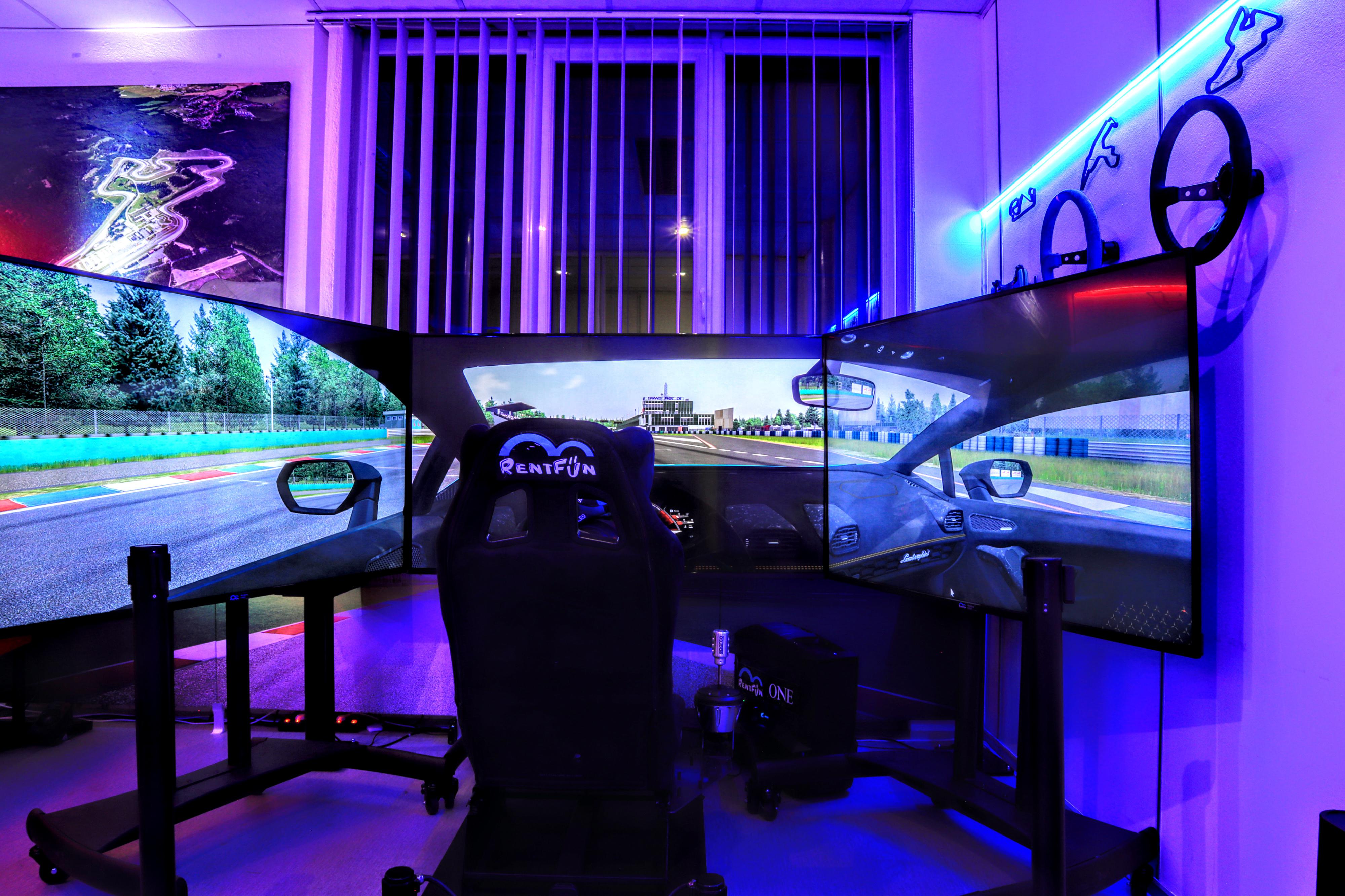 Pohyblivý simulátor v RentFun ShowRoom 120 minut