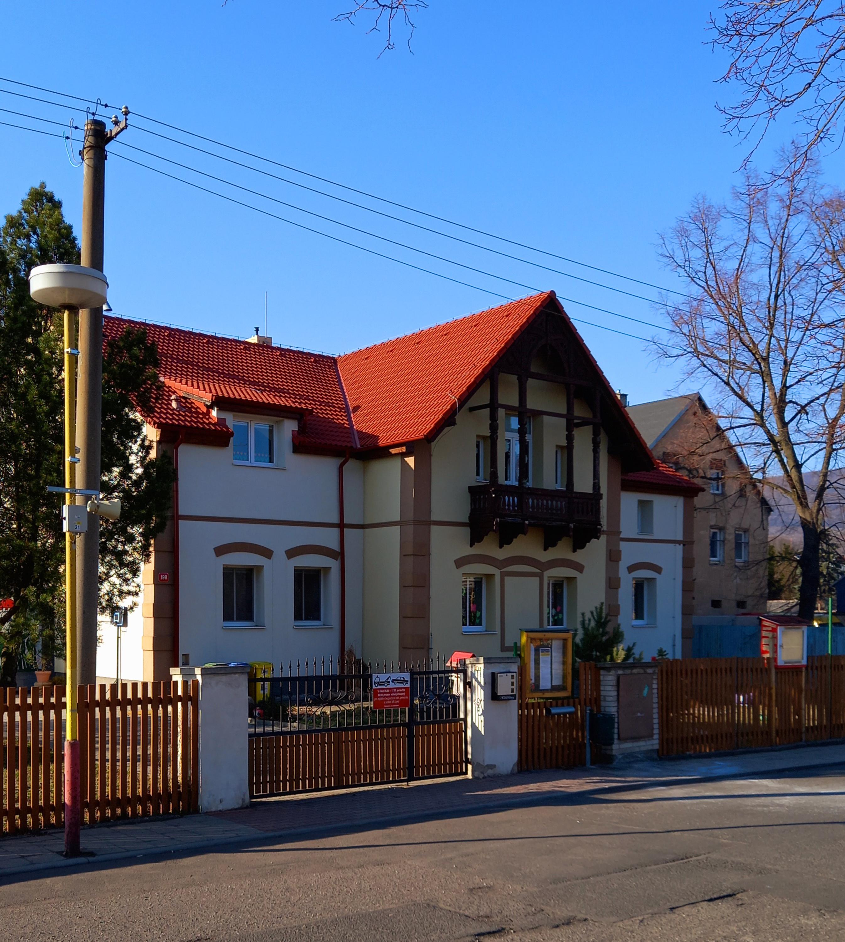 MŠ Lom foto 2