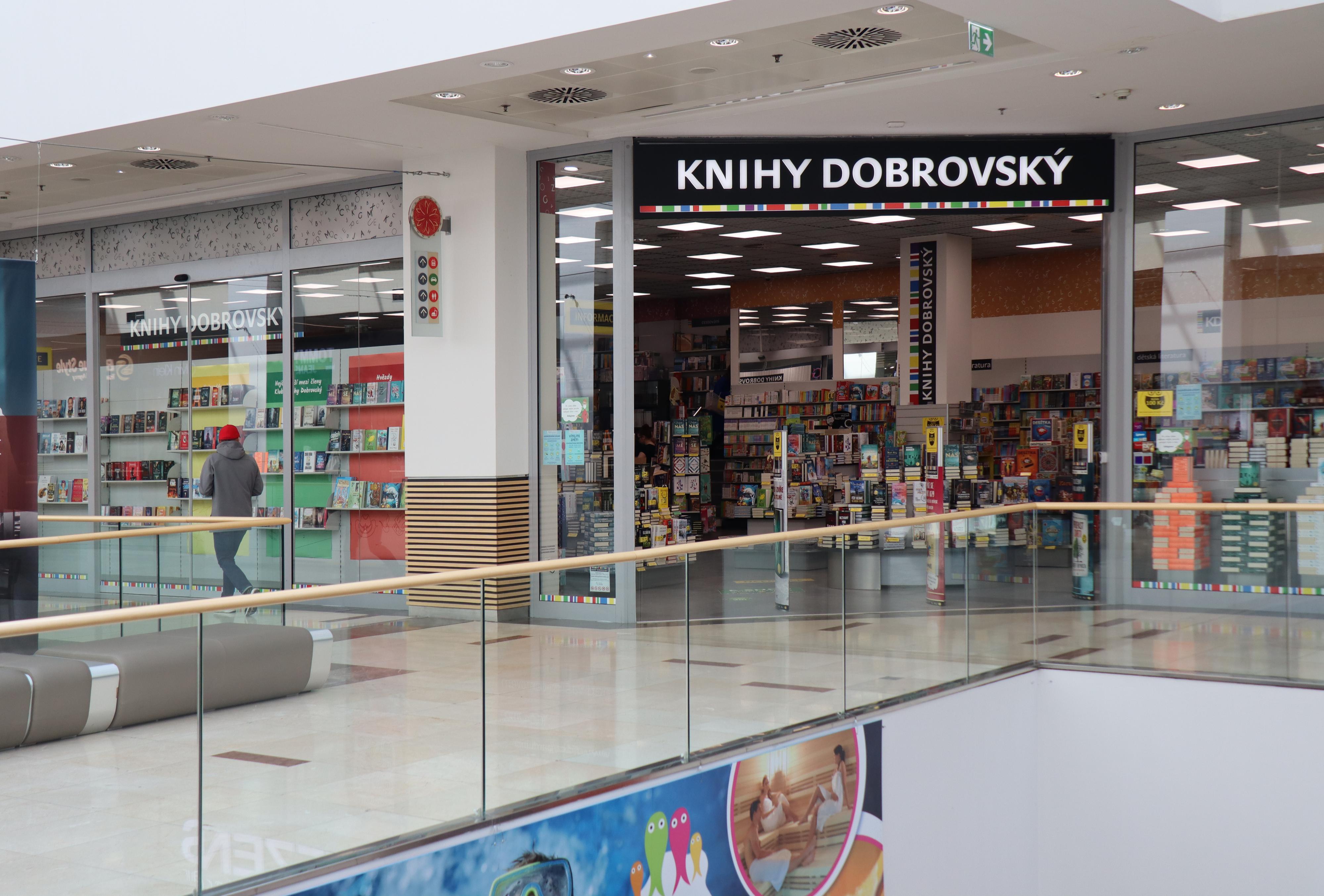 KNIHY DOBROVSKÝ foto 4