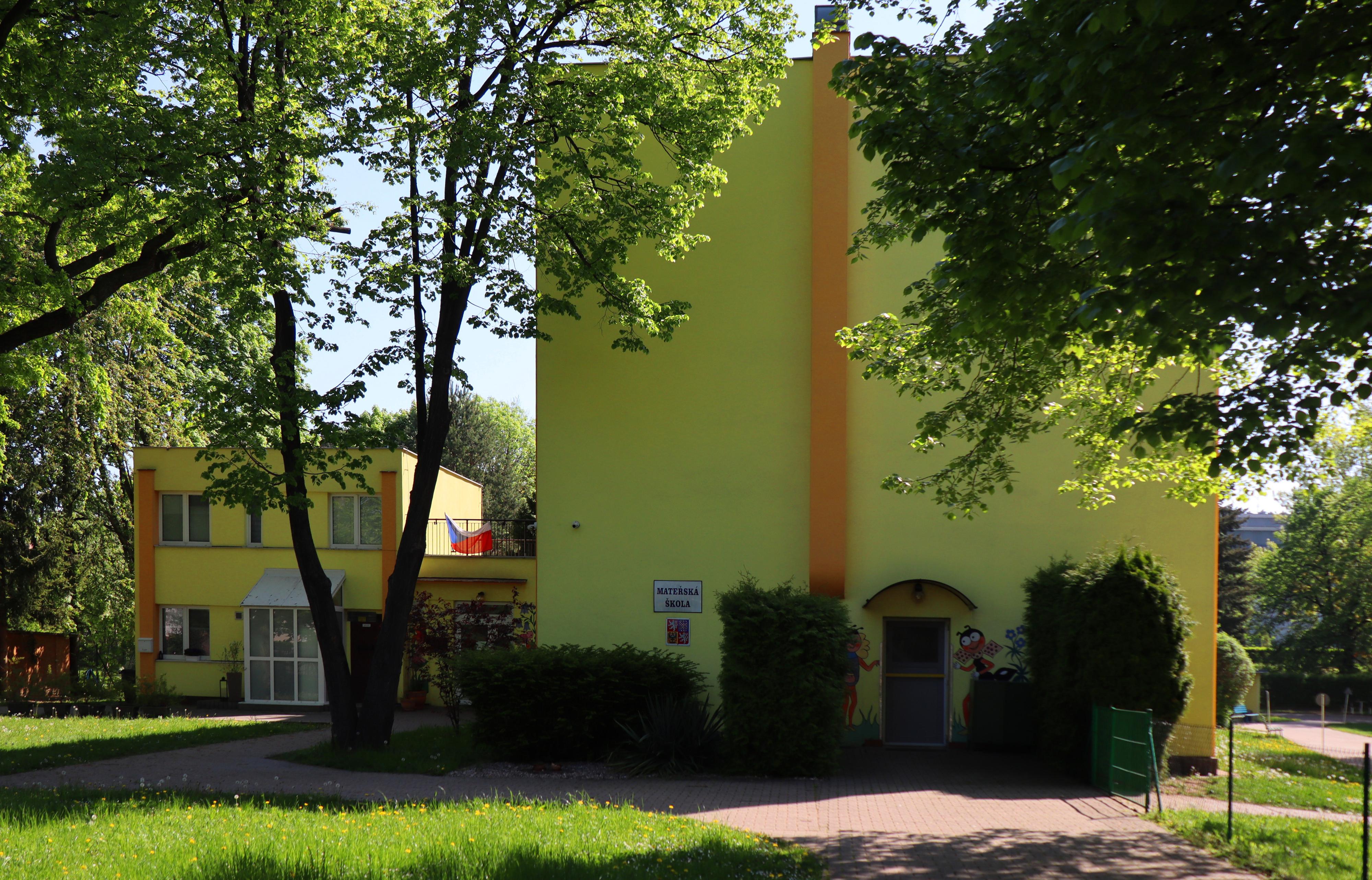 Mateřská škola Pardubice-Polabiny, Mladých 158 foto 2