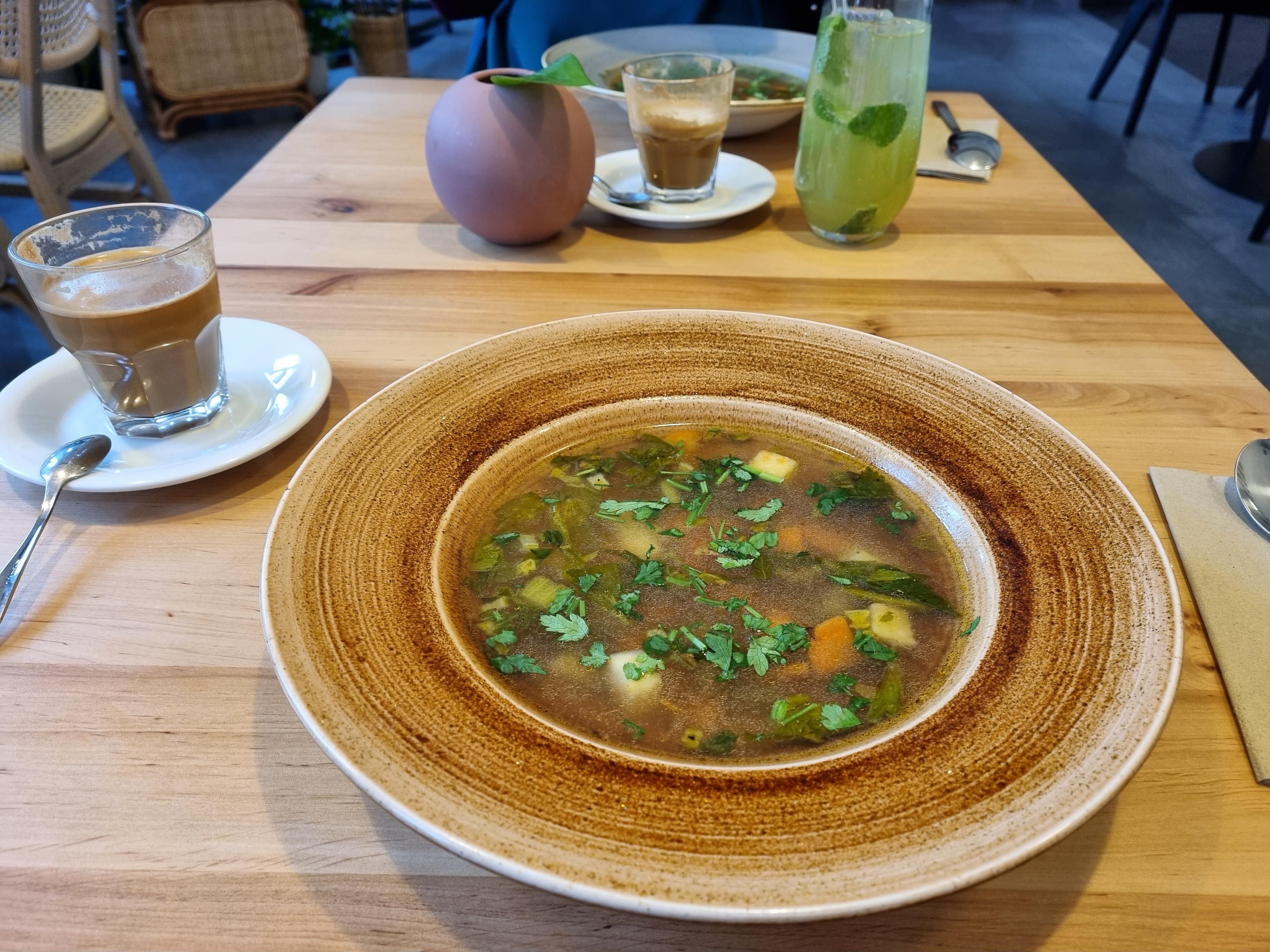 Chutnej Plant kitchen & café foto 4