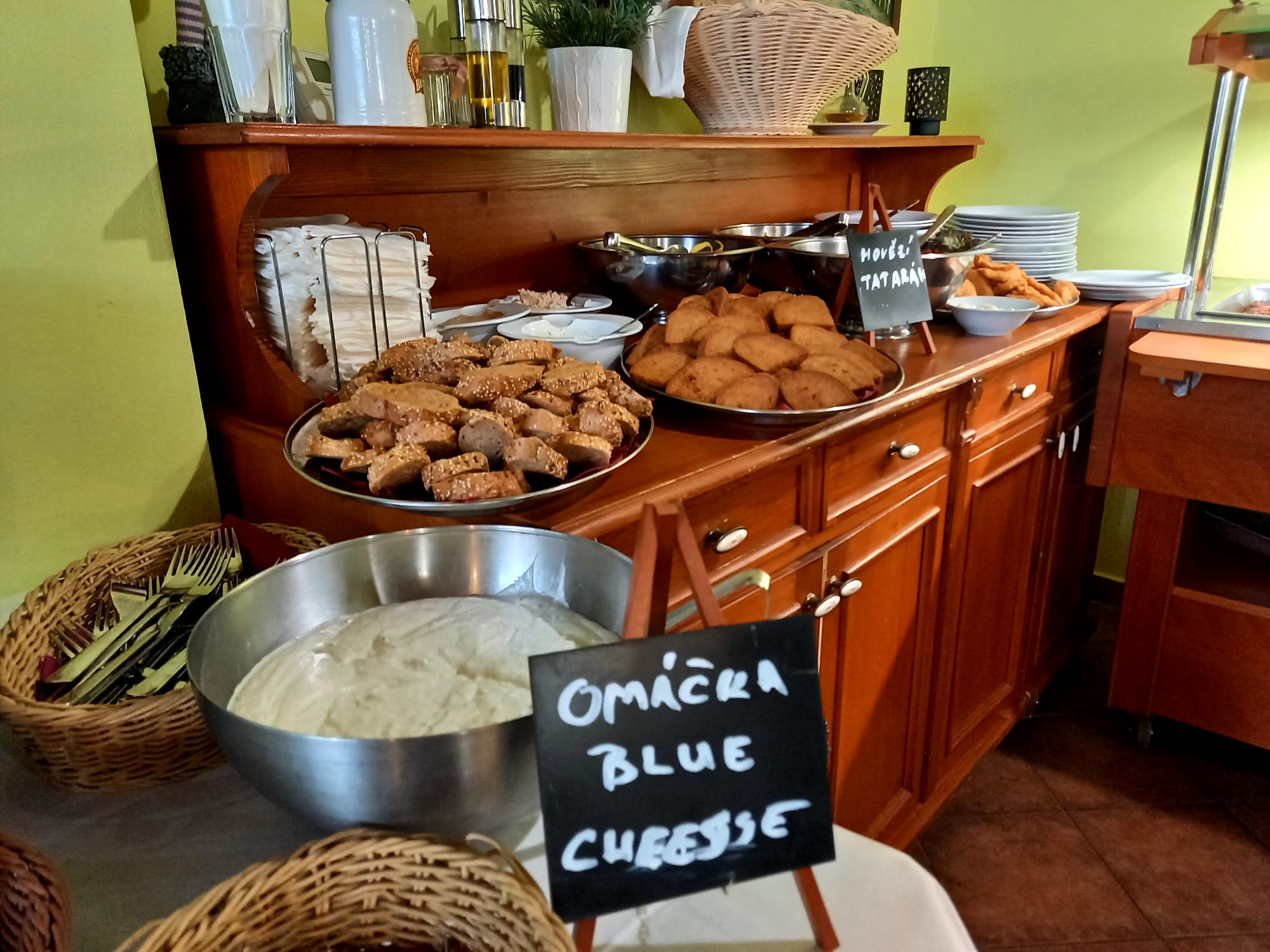 Zámecká Vrátnica - restaurace foto 2