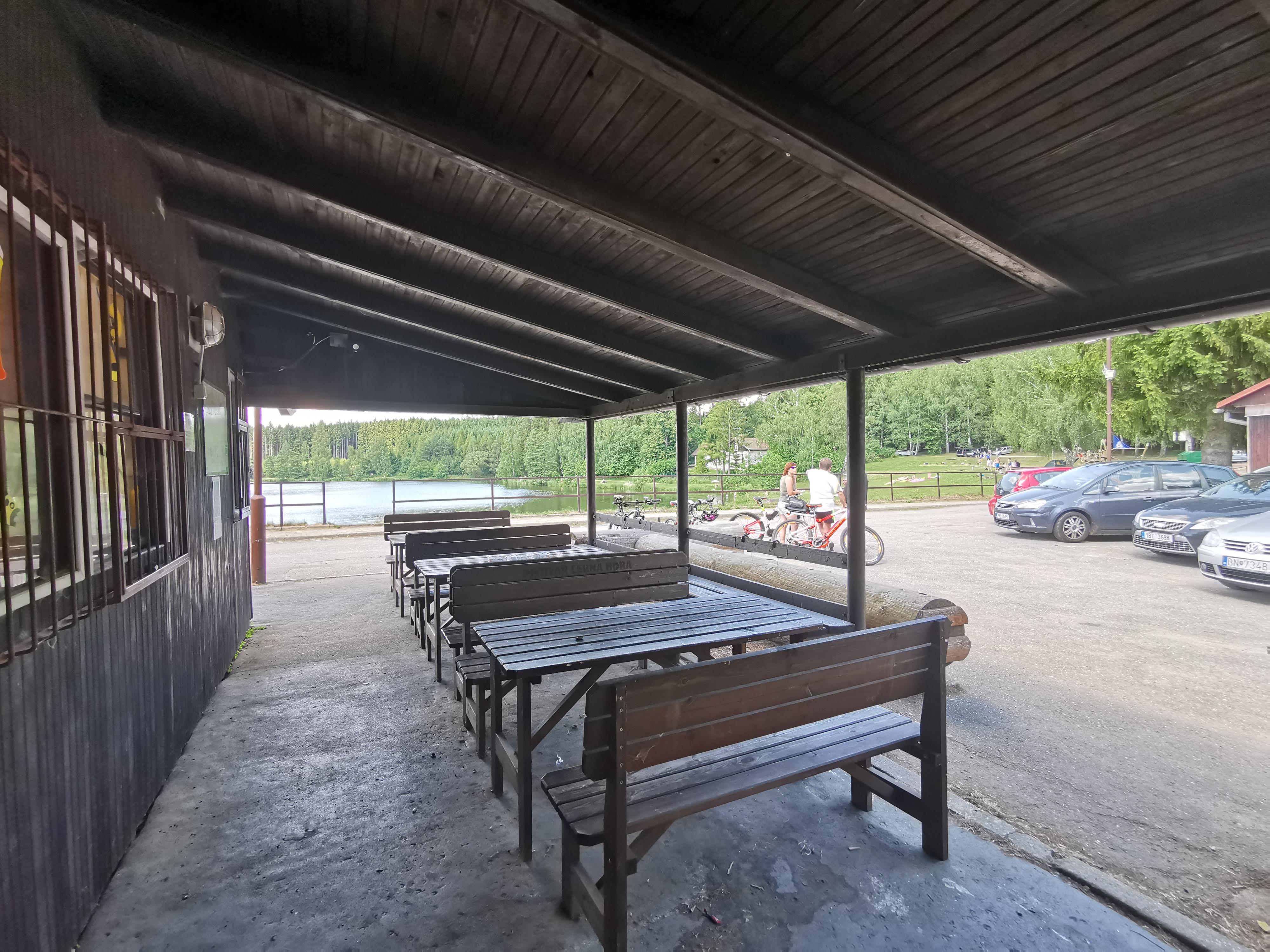 Občerstvení Domanínský rybník foto 3