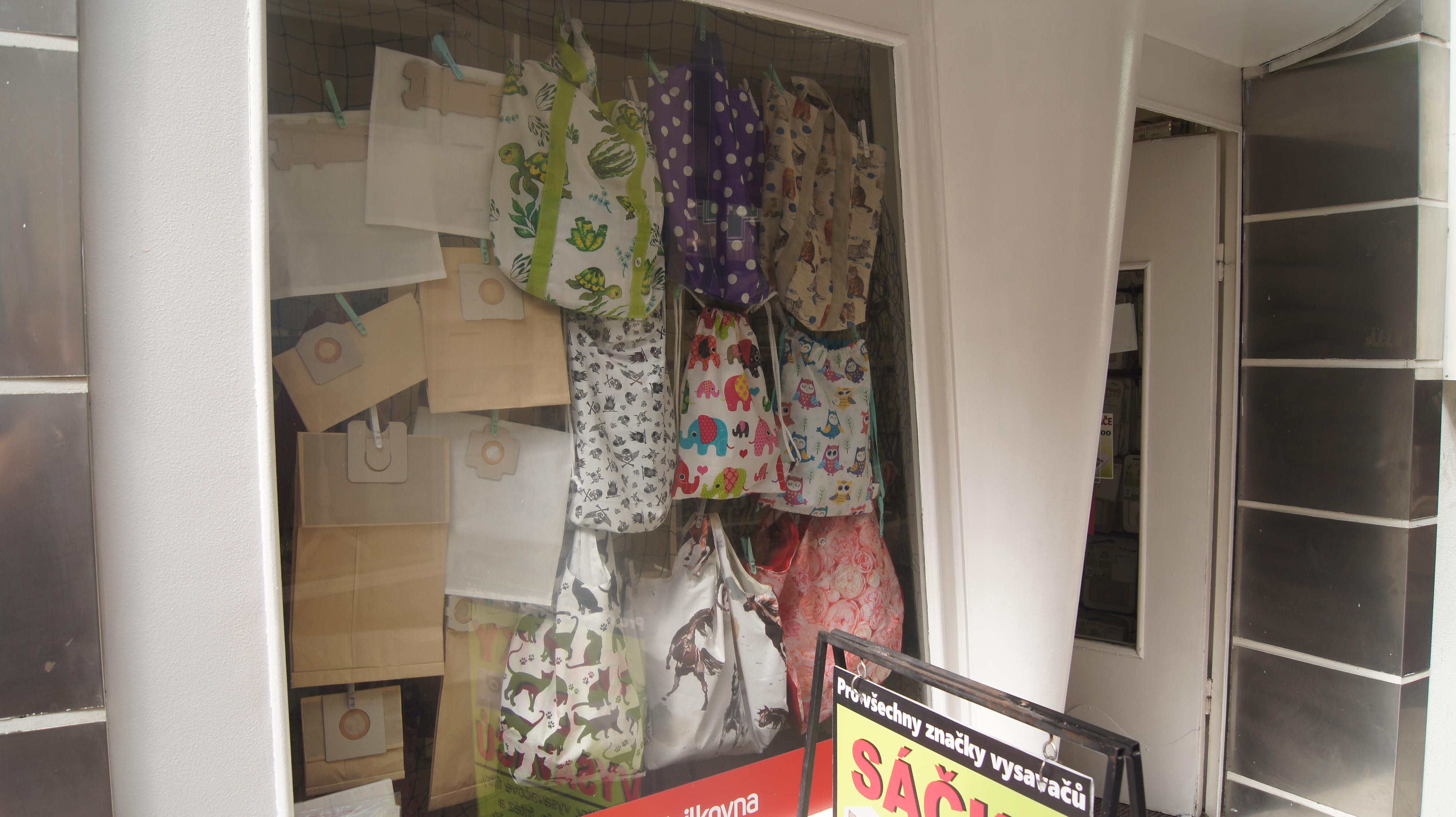 Sáčky do vysavačů SVĚRÁKOVÁ s.r.o. foto 3