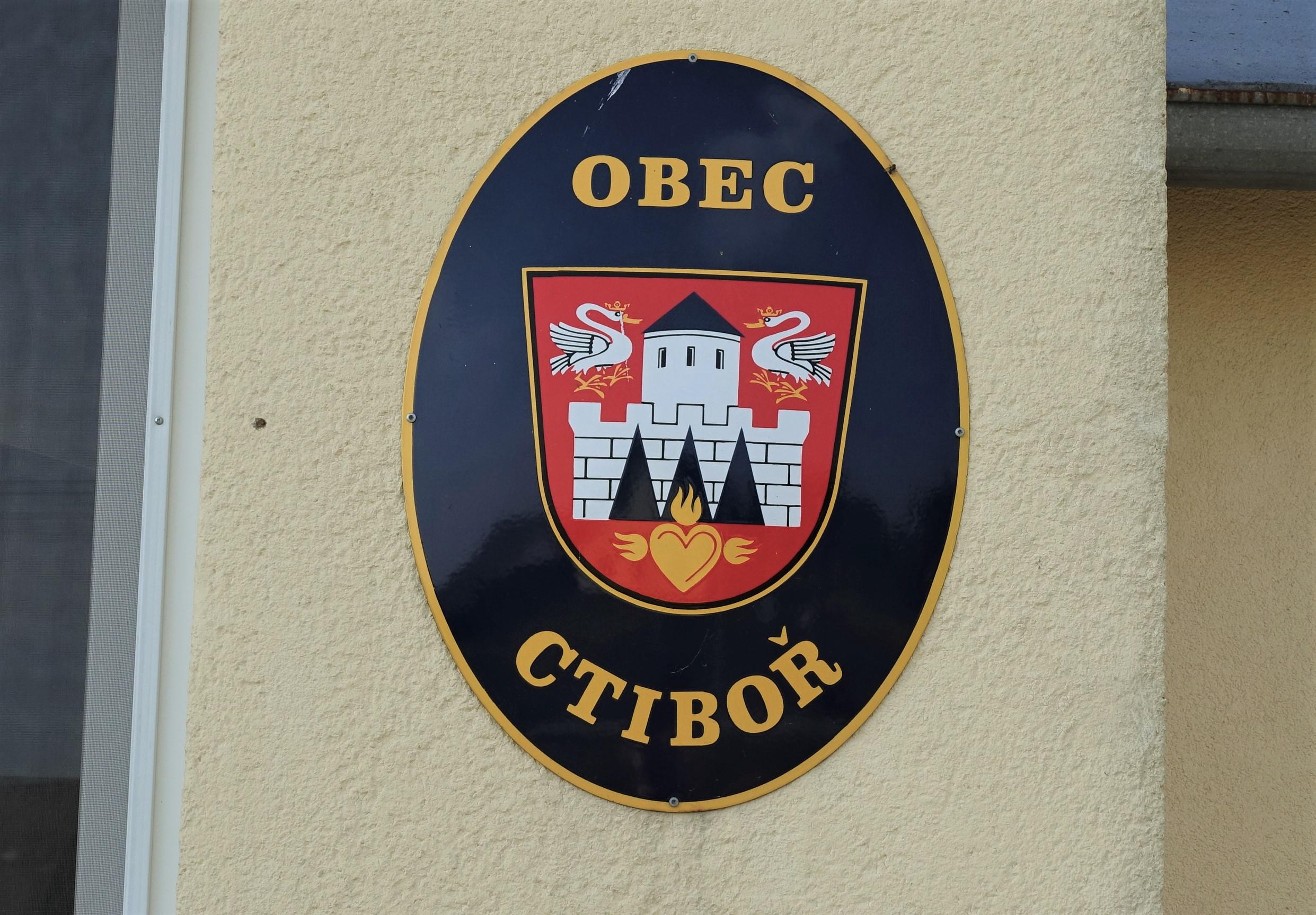 Ctiboř - obecní úřad foto 2