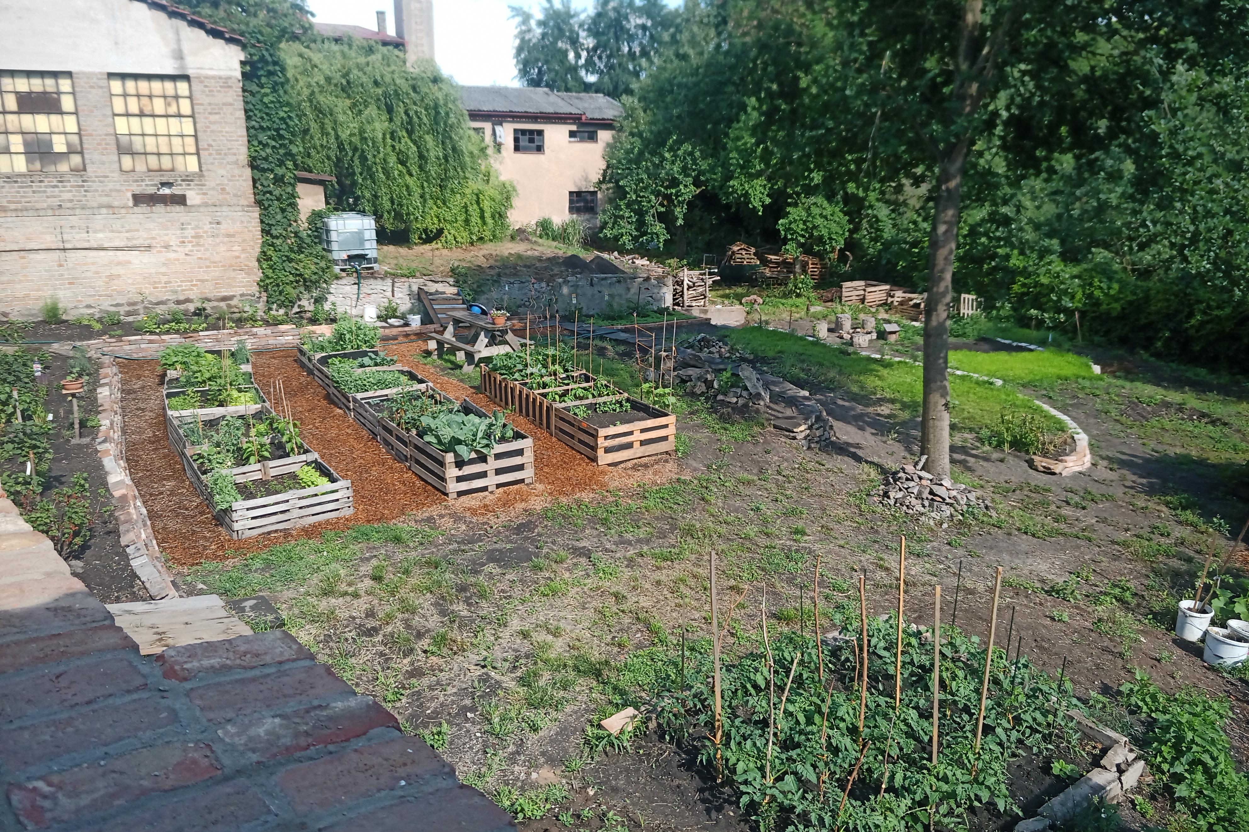 Komunitní zahrada Prostor 108