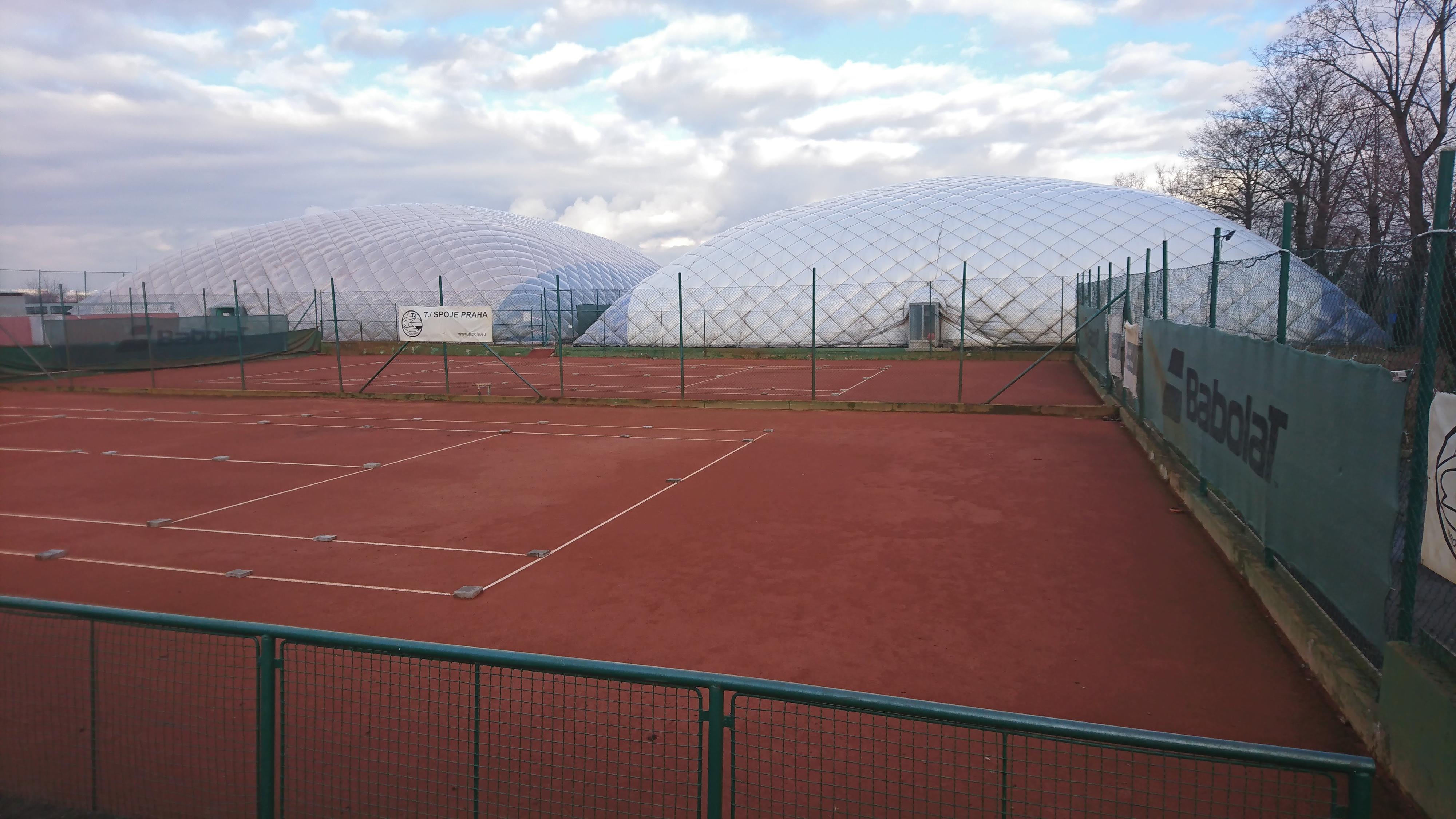 Tenisový areál TJ Spoje foto 2