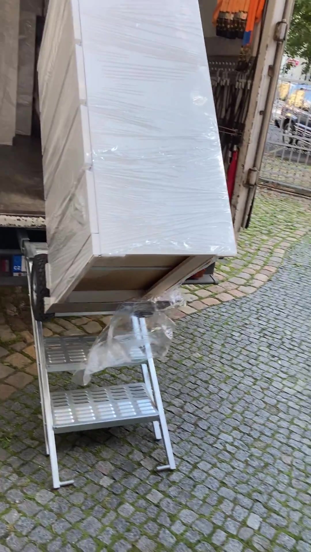 Stěhování Bez Stresu foto 2 (náhled videa)